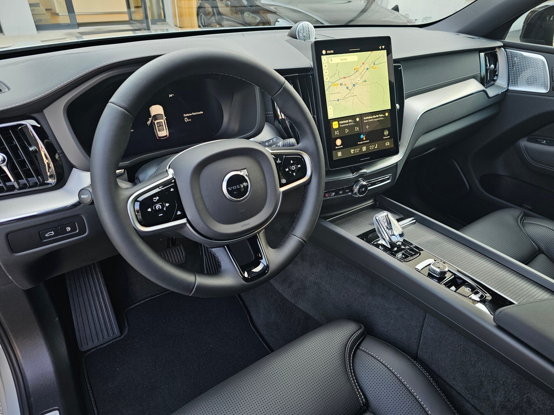 VOLVO XC60 2.0 T8 TE Black Edition eAWD-image-6
