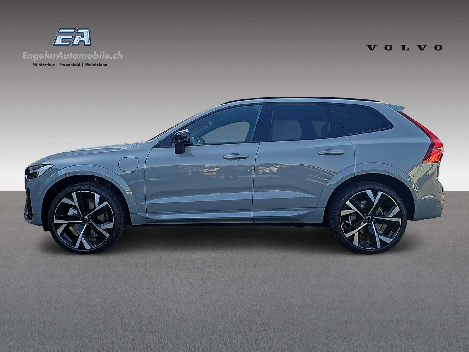 VOLVO XC60 2.0 T8 TE Black Edition eAWD-showroom-element-2
