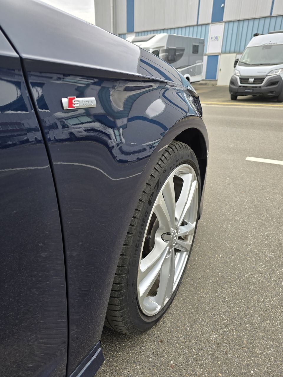 AUDI A3 Sportback 2.0 TFSI quattro S-tronic-image-8
