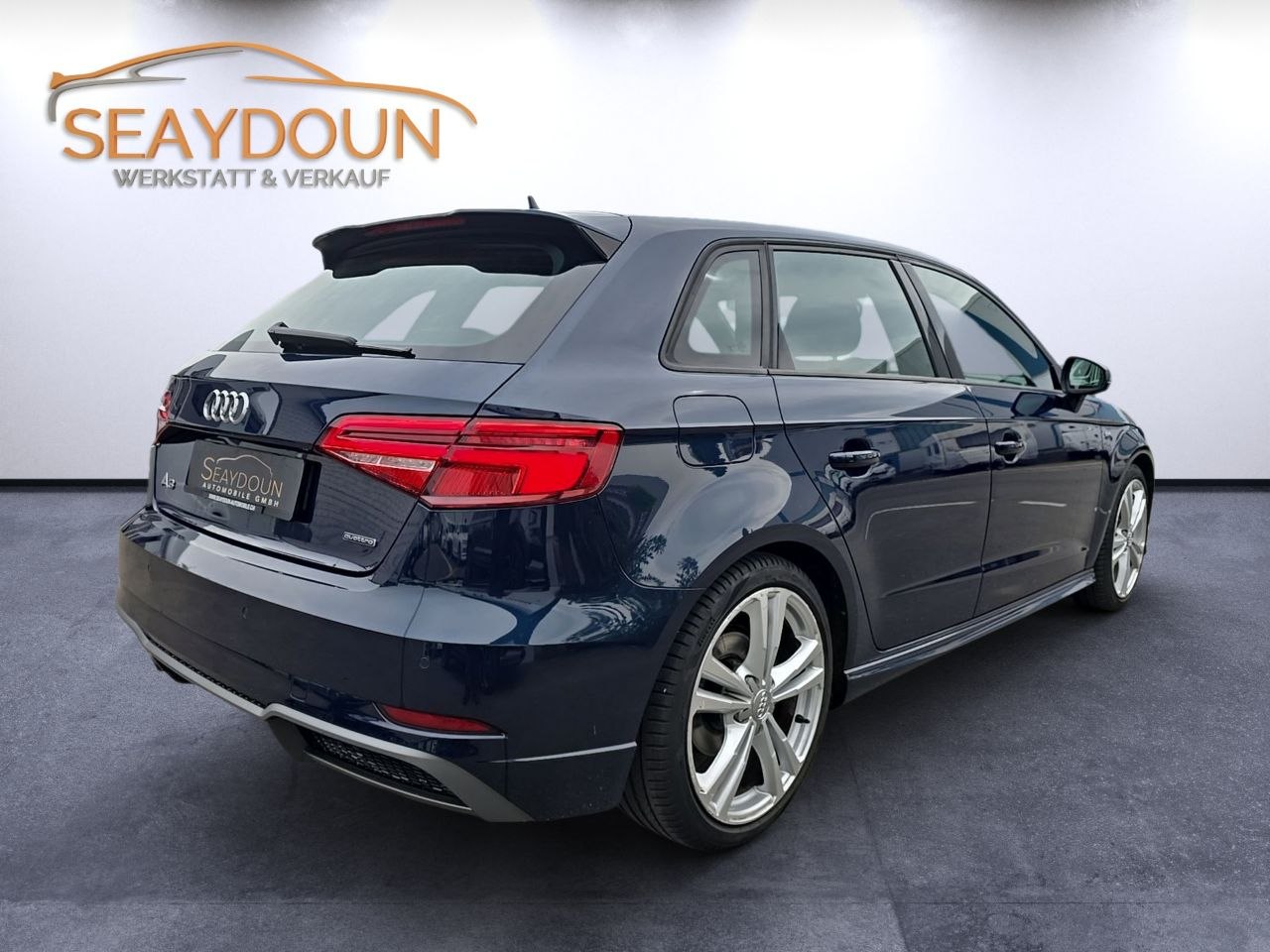 AUDI A3 Sportback 2.0 TFSI quattro S-tronic-showroom-element-2
