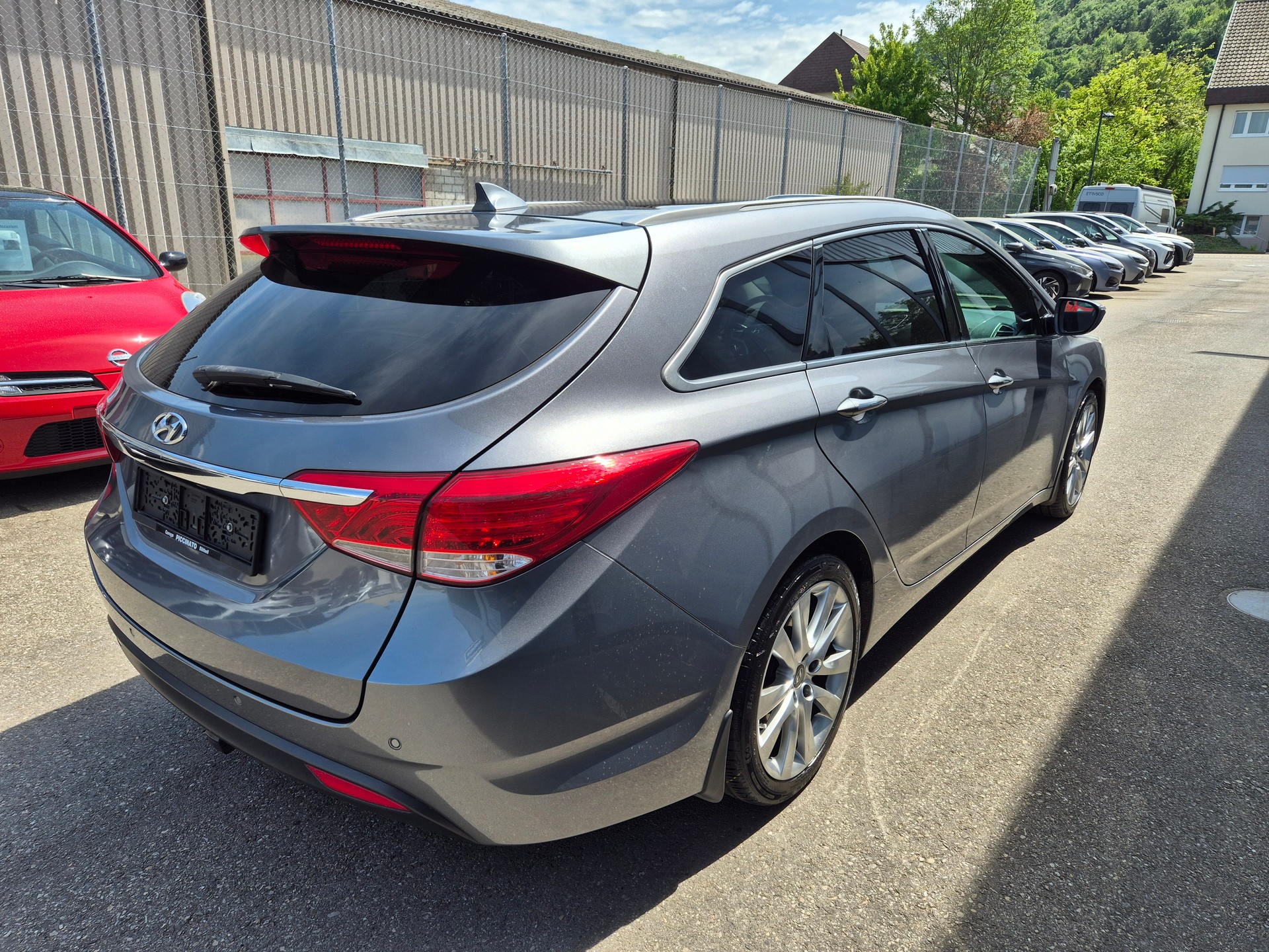 HYUNDAI i40 Wagon 1.7 CRDI Vertex Automatic-image-4