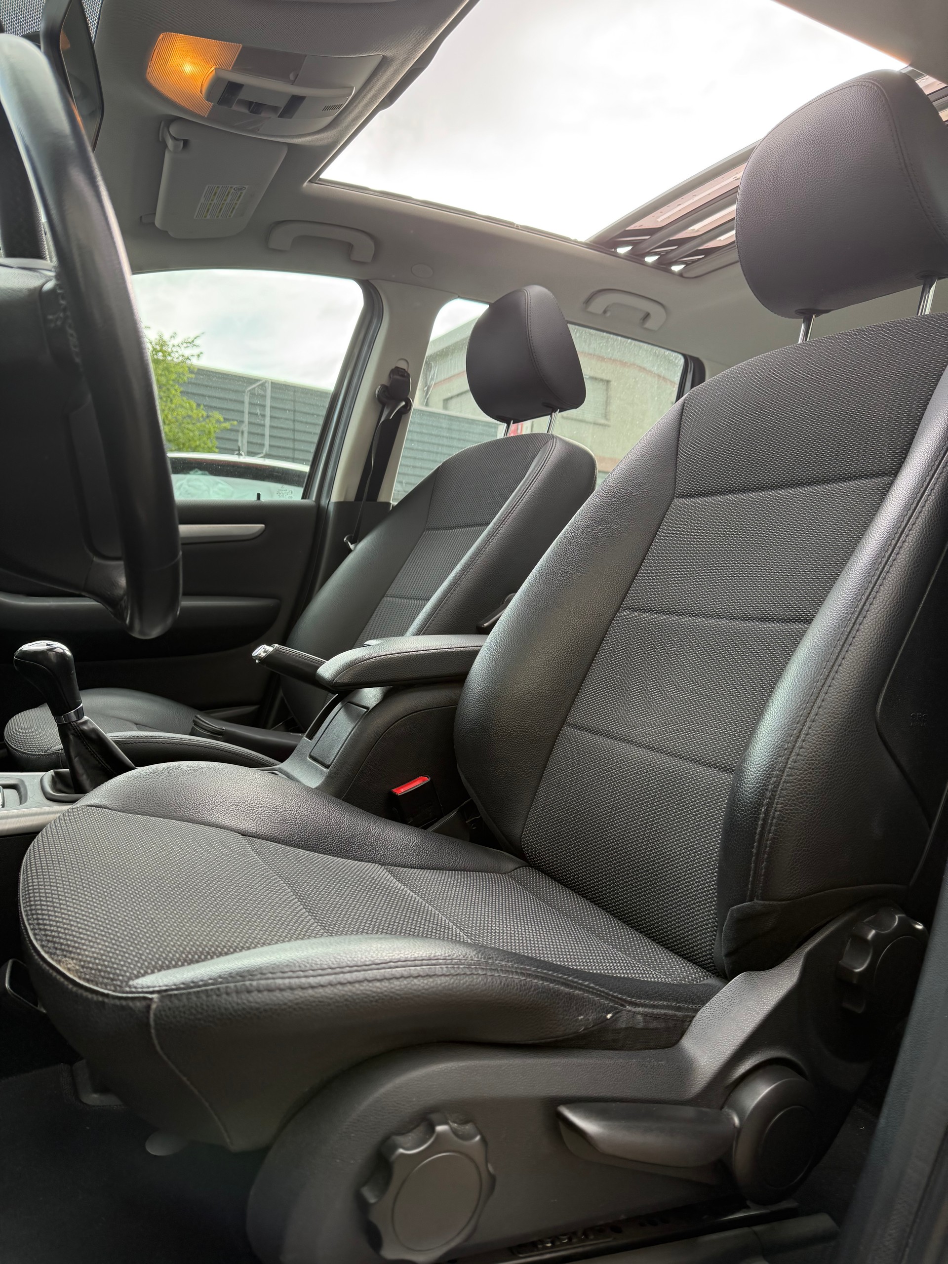 MERCEDES-BENZ A 150 Classic Edition-image-5