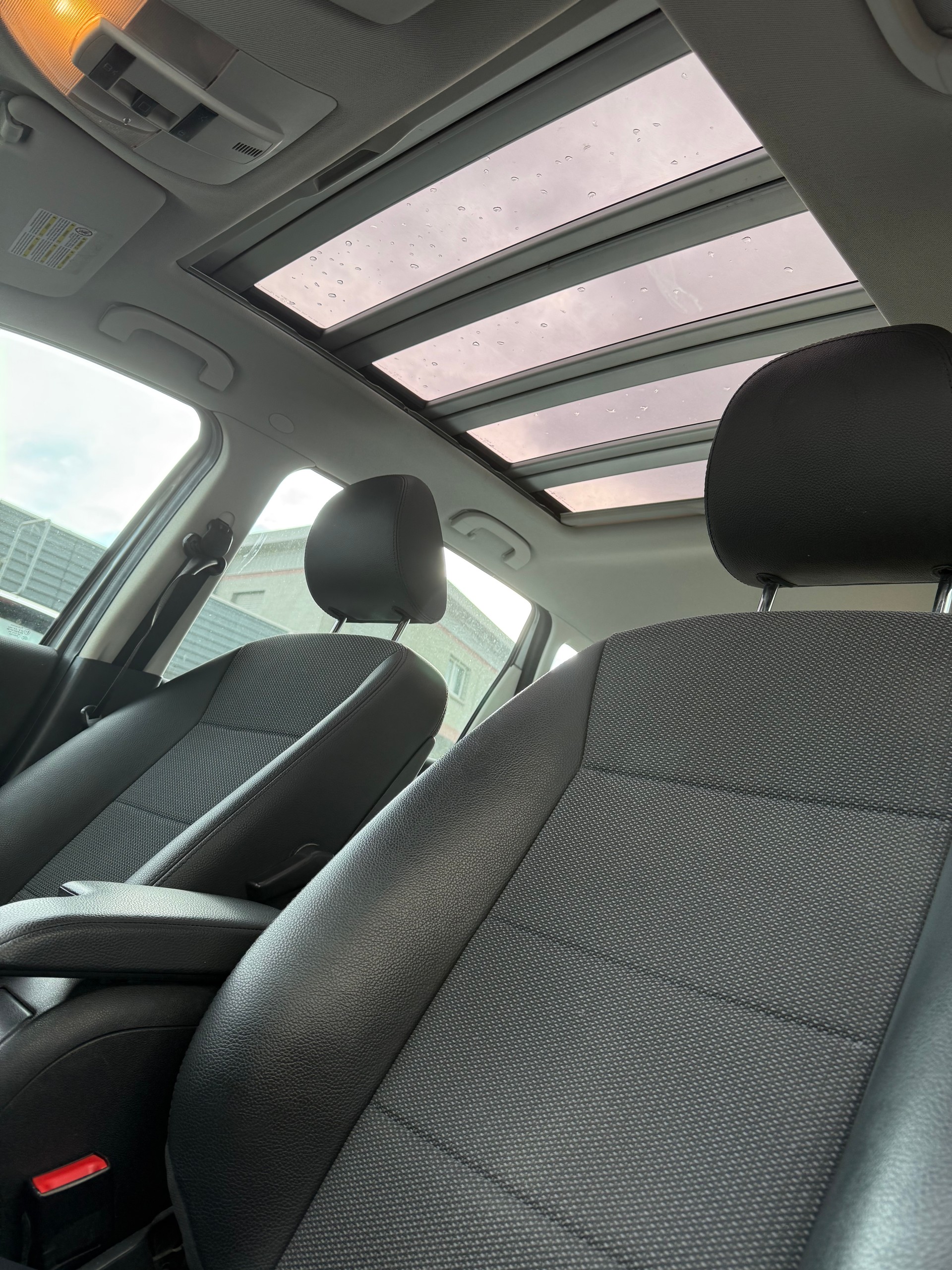 MERCEDES-BENZ A 150 Classic Edition-image-12