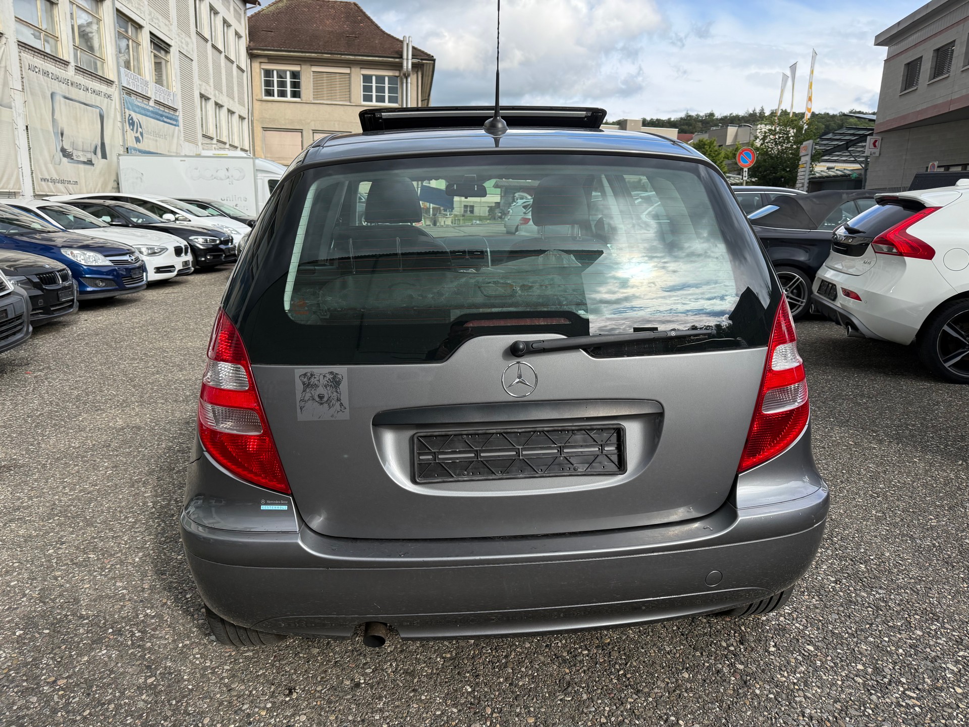 MERCEDES-BENZ A 150 Classic Edition-image-3