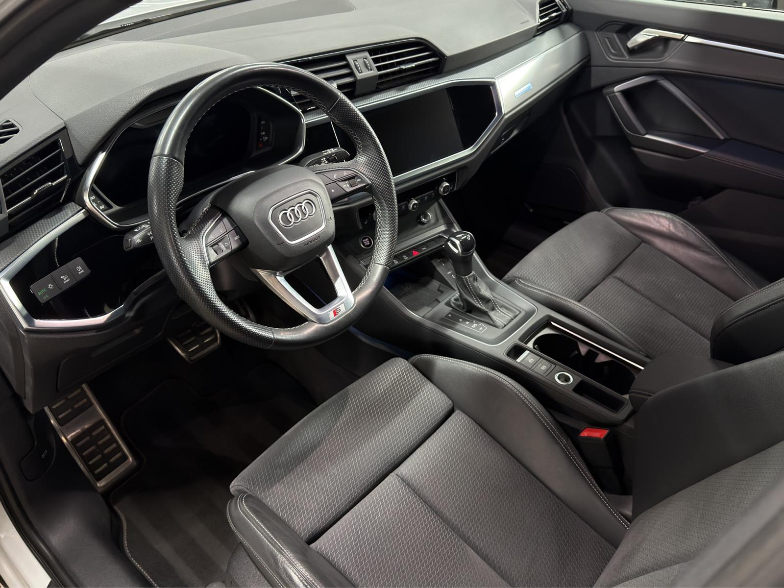 AUDI Q3 Sportback 35 TDI quattro S-tronic-image-24
