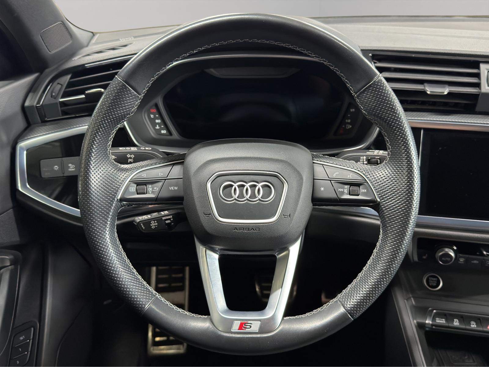 AUDI Q3 Sportback 35 TDI quattro S-tronic-image-19