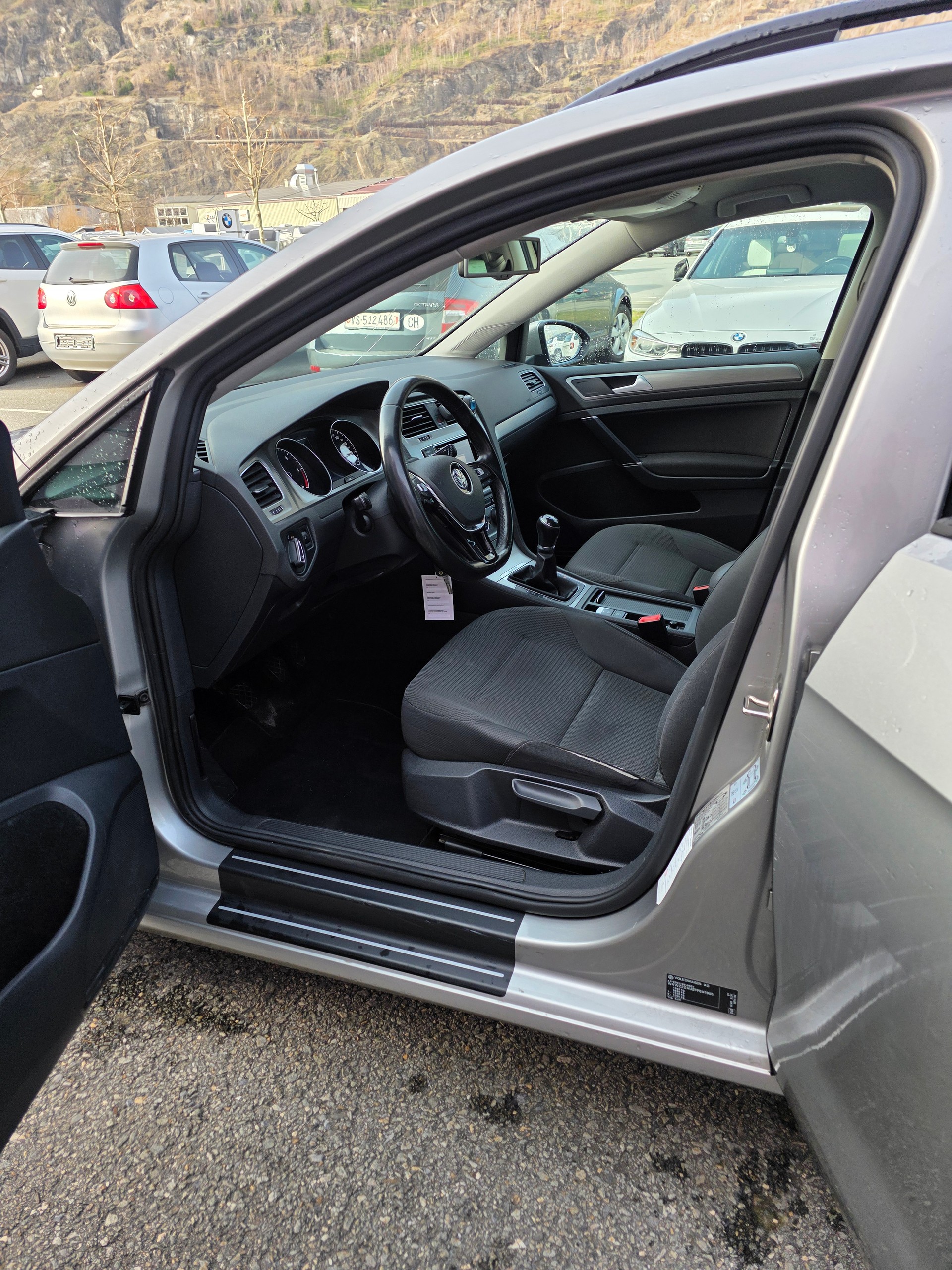 VW Golf Variant 1.6 TDI Start 4M 4Motion-image-10