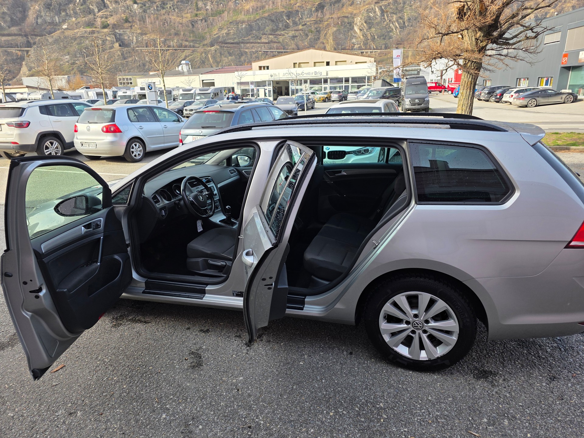 VW Golf Variant 1.6 TDI Start 4M 4Motion-image-8