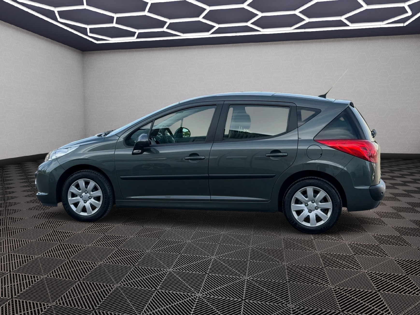 PEUGEOT 207 SW 1.6 16V Trendy-image-5