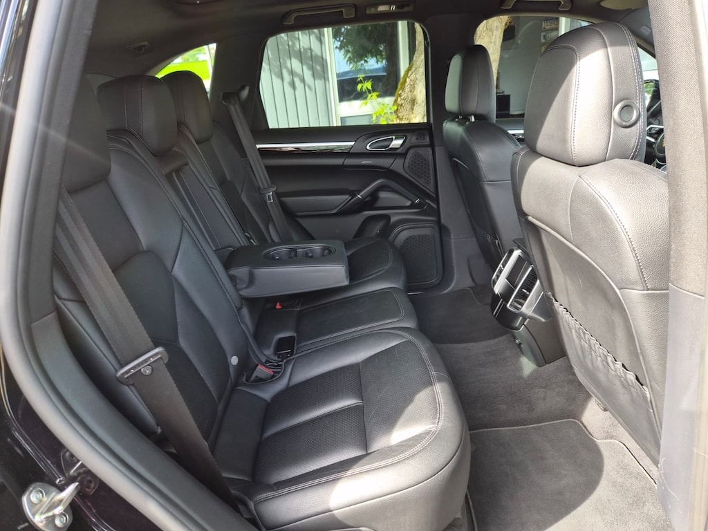 PORSCHE Cayenne Diesel-image-11