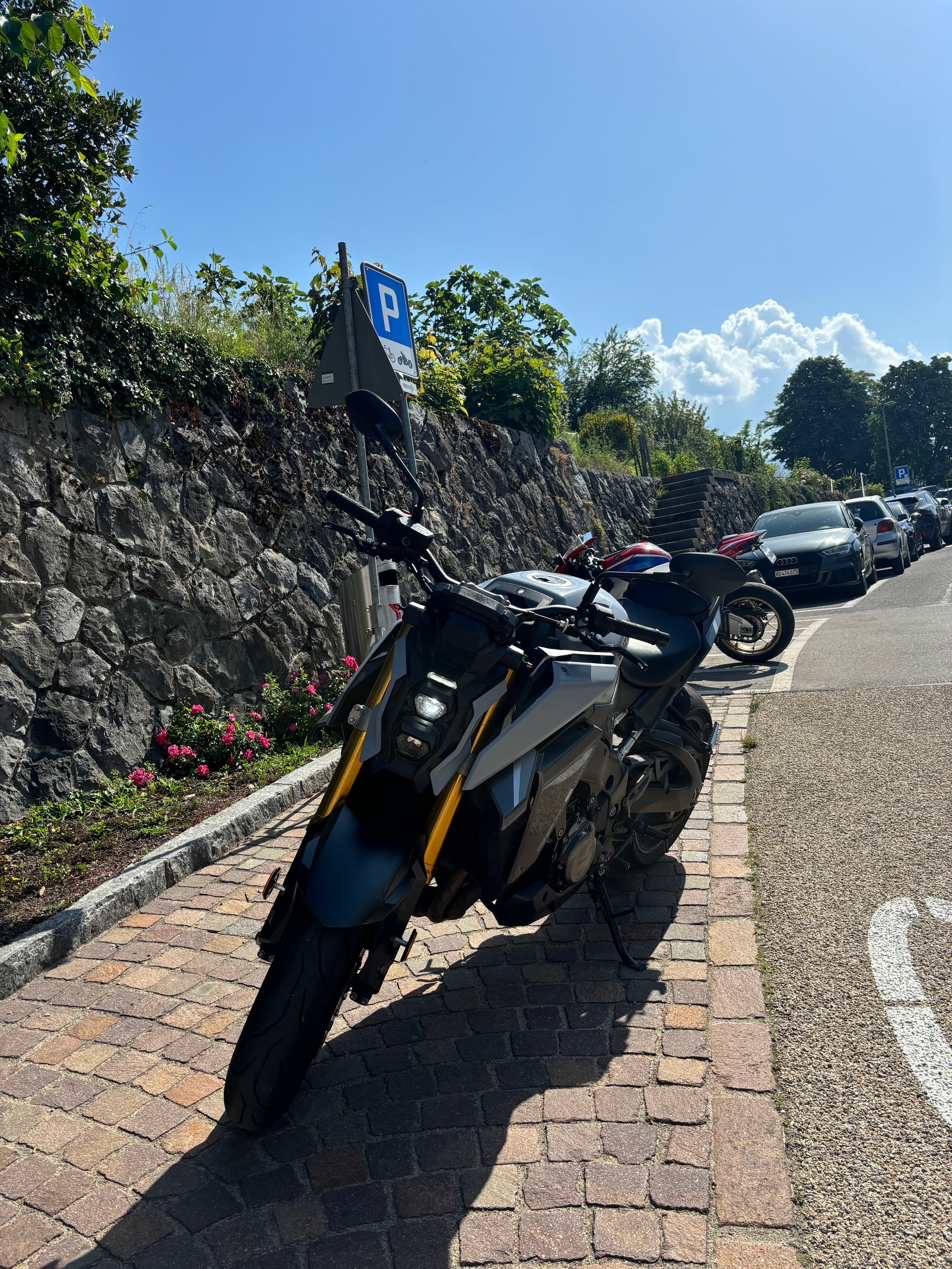 SUZUKI GSX-S 1000-image-0