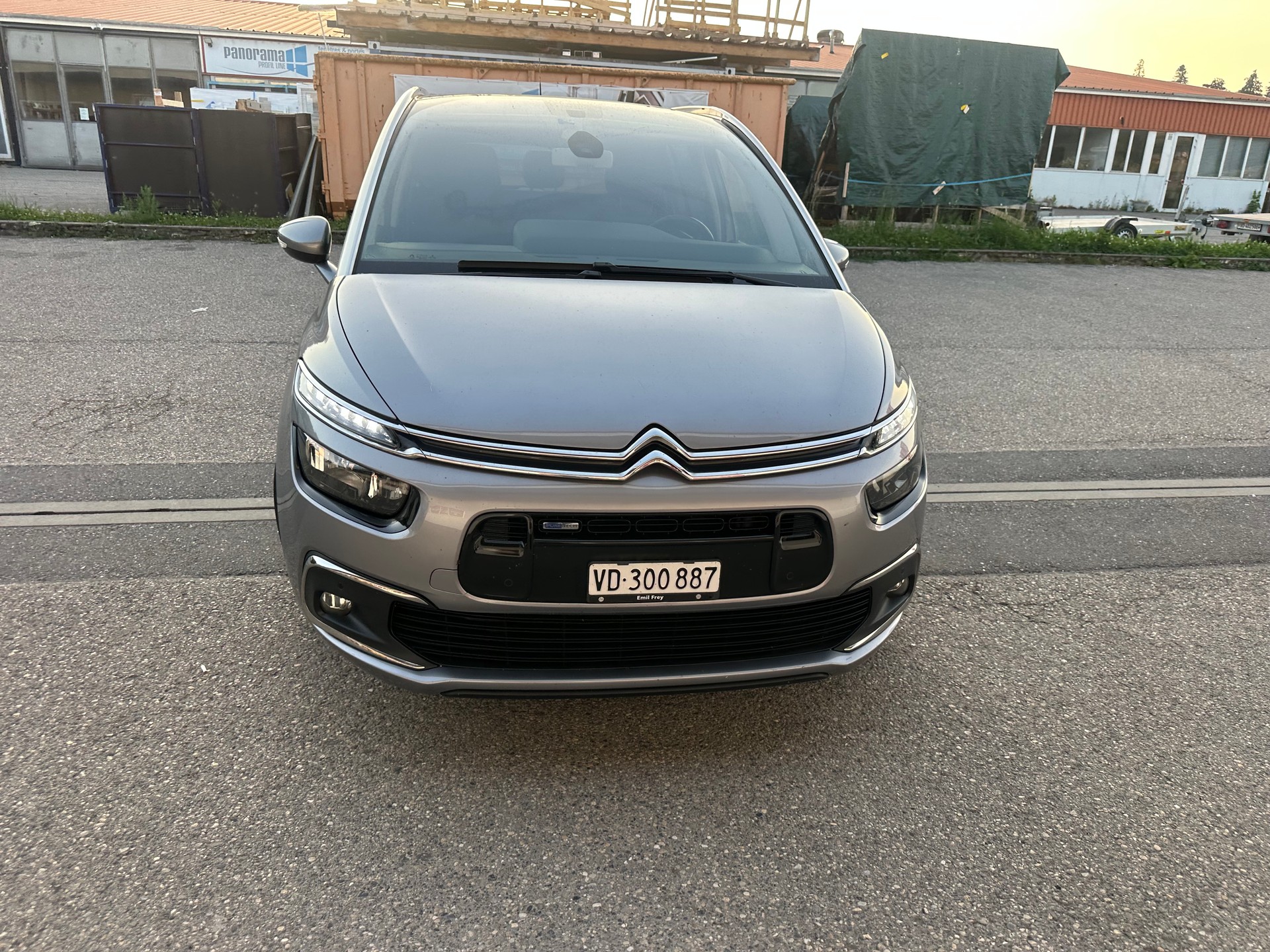 CITROEN C4 Picasso 1.2 Pure Tech Séduction-image-5