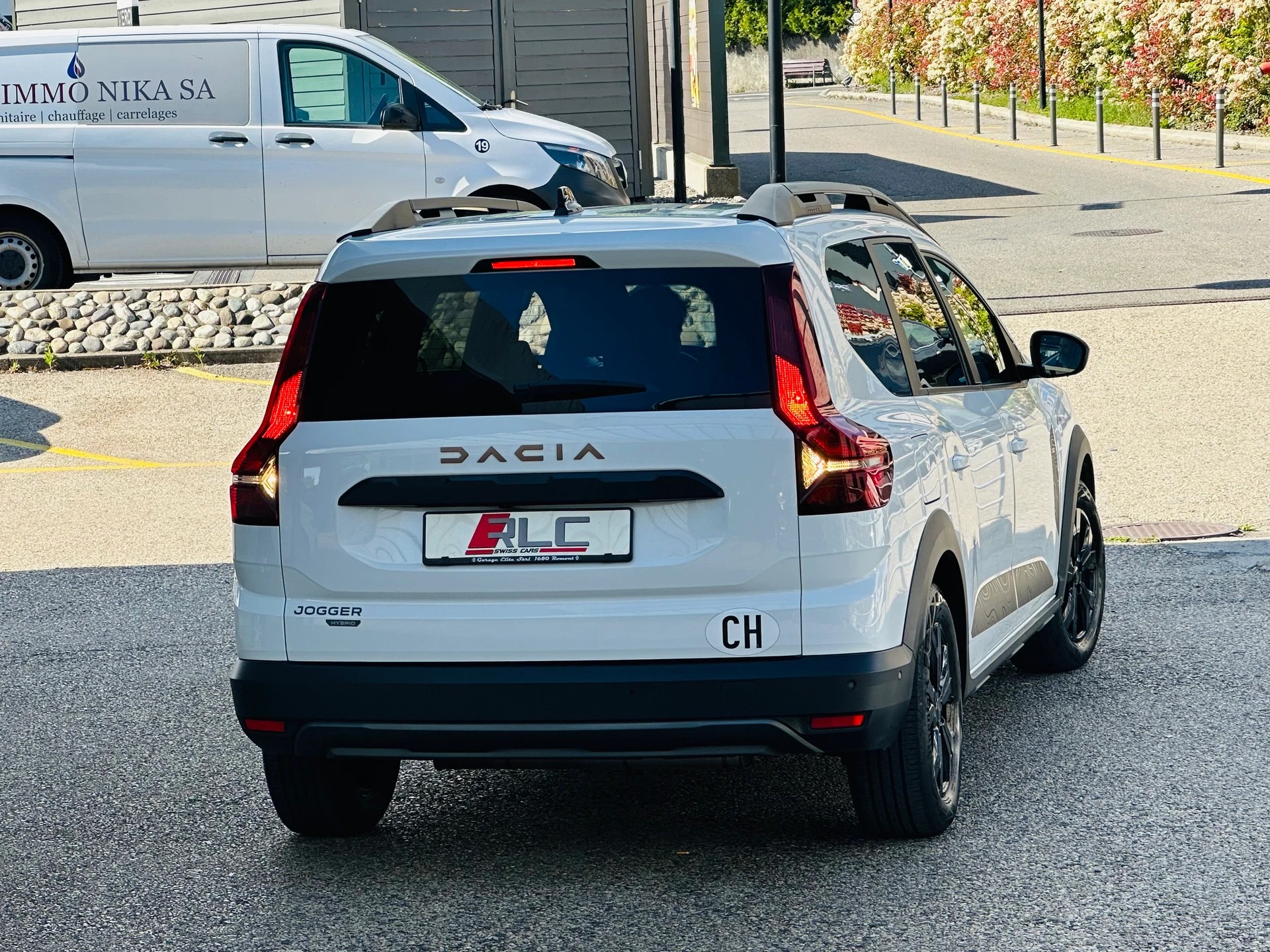DACIA Jogger HEV 140 Extreme-image-11
