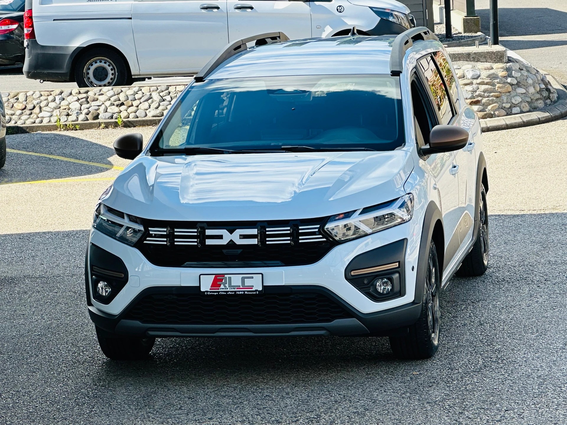 DACIA Jogger HEV 140 Extreme-image-9