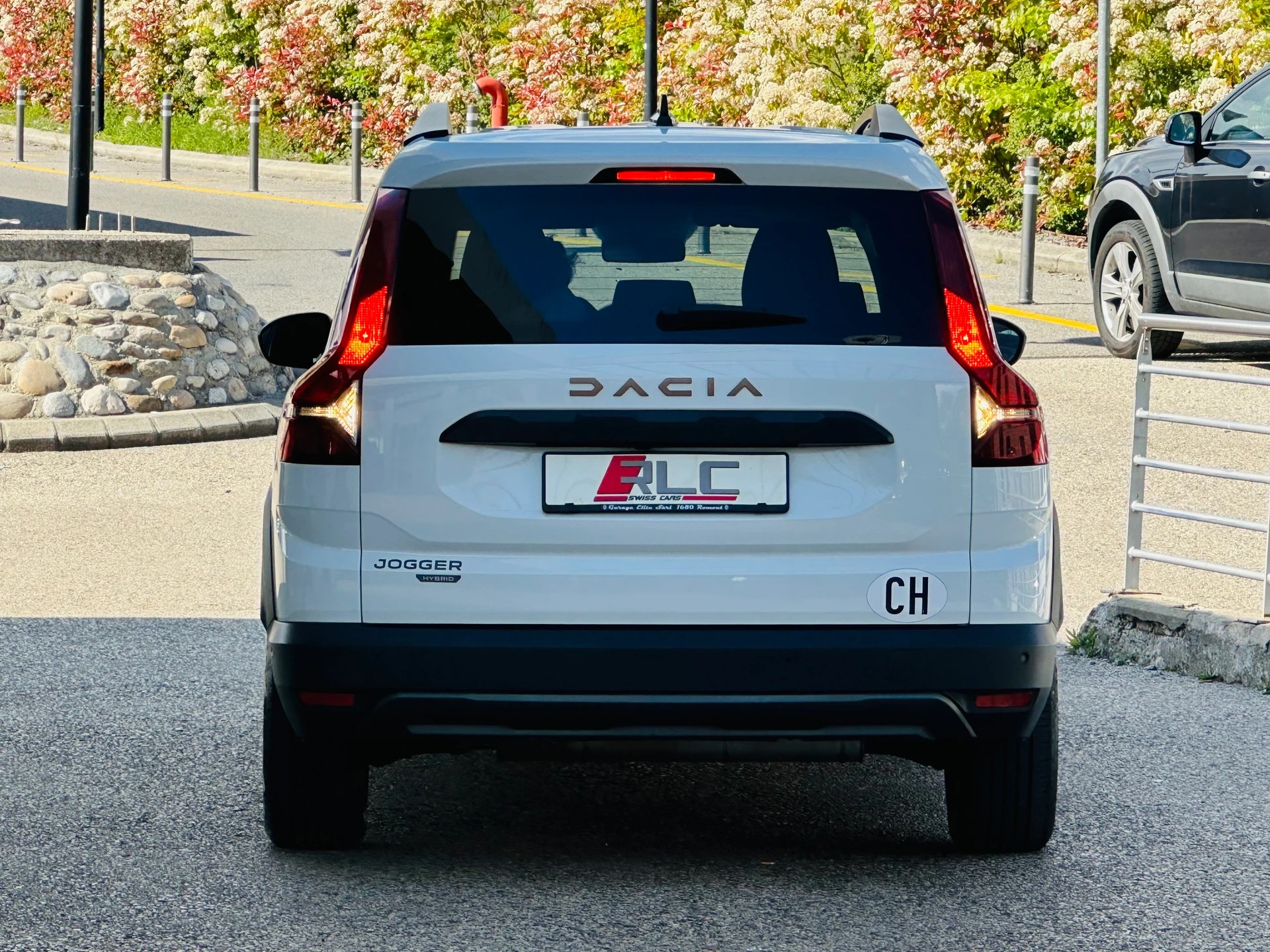 DACIA Jogger HEV 140 Extreme-image-13