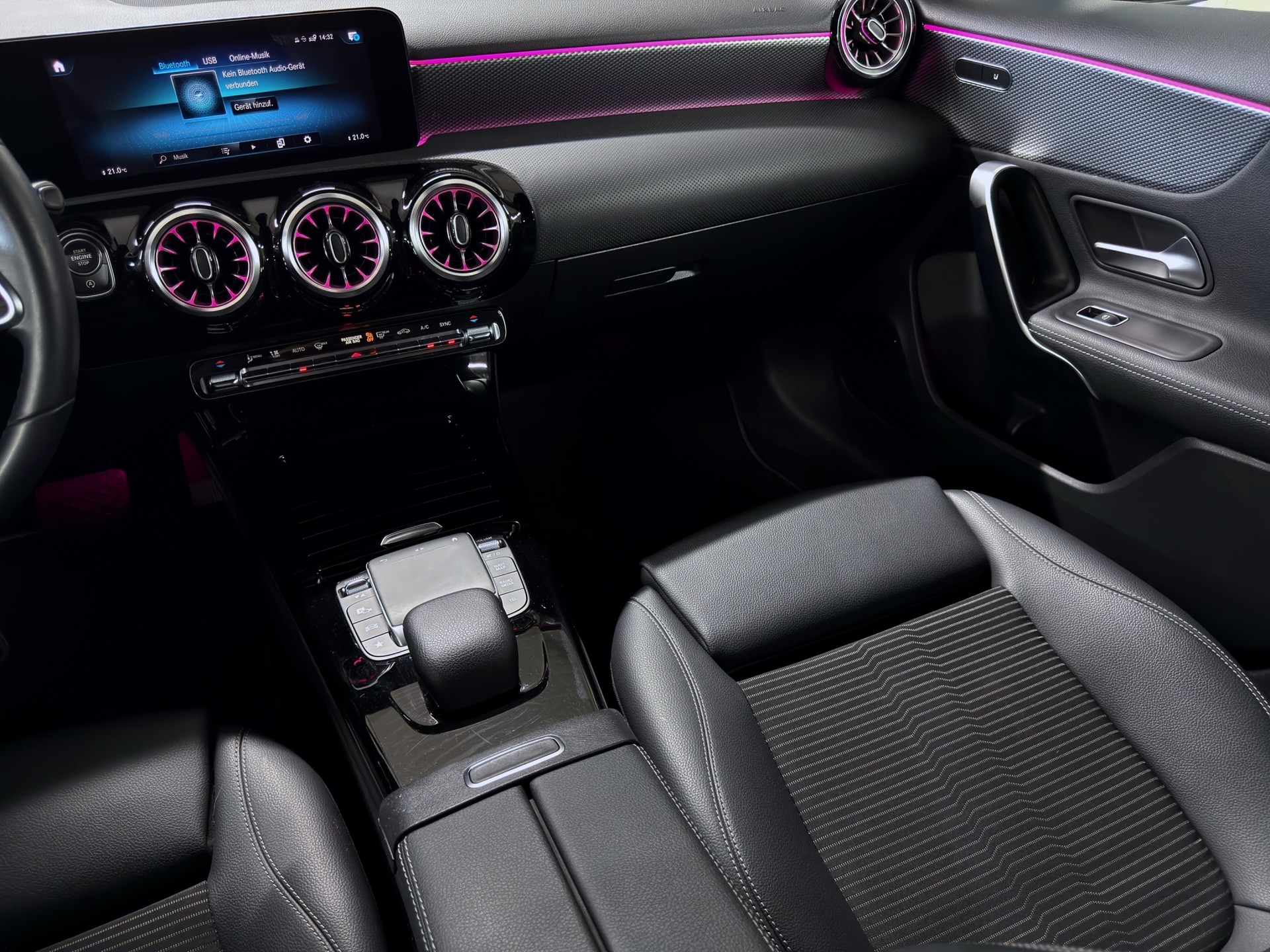 MERCEDES-BENZ A 180 Night-Star-image-21