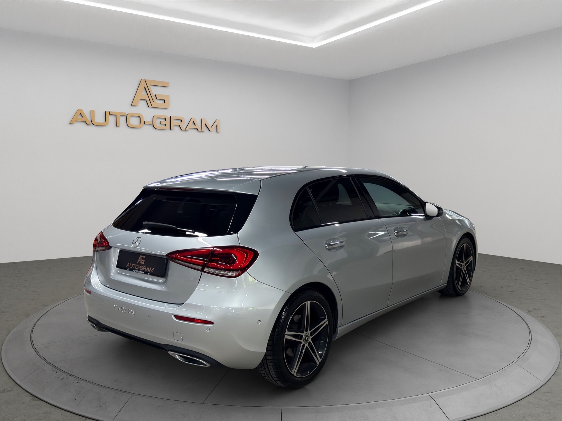 MERCEDES-BENZ A 180 Night-Star-image-5