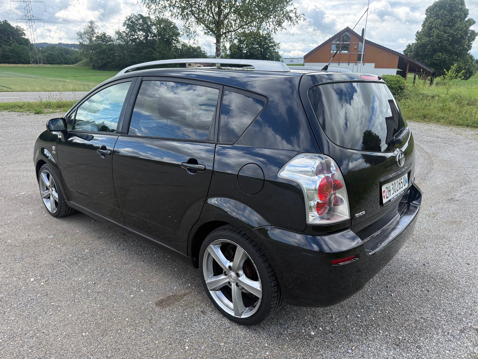 TOYOTA Corolla Verso 2.2 D-4D CleanP. Linea Sol Prem.-image-2