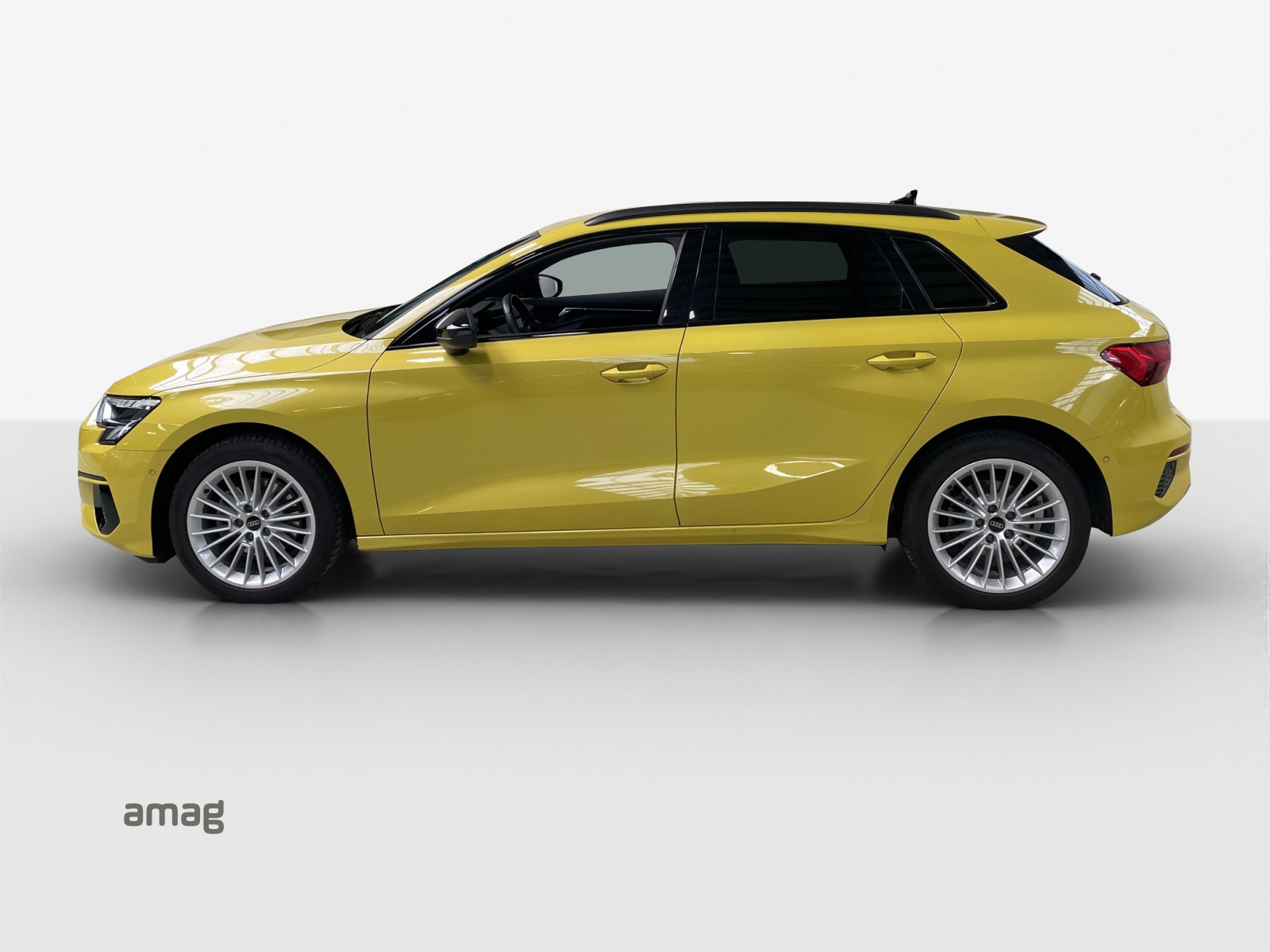 AUDI A3 Sportback 35 TFSI advanced Attraction S-tronic-showroom-element-1