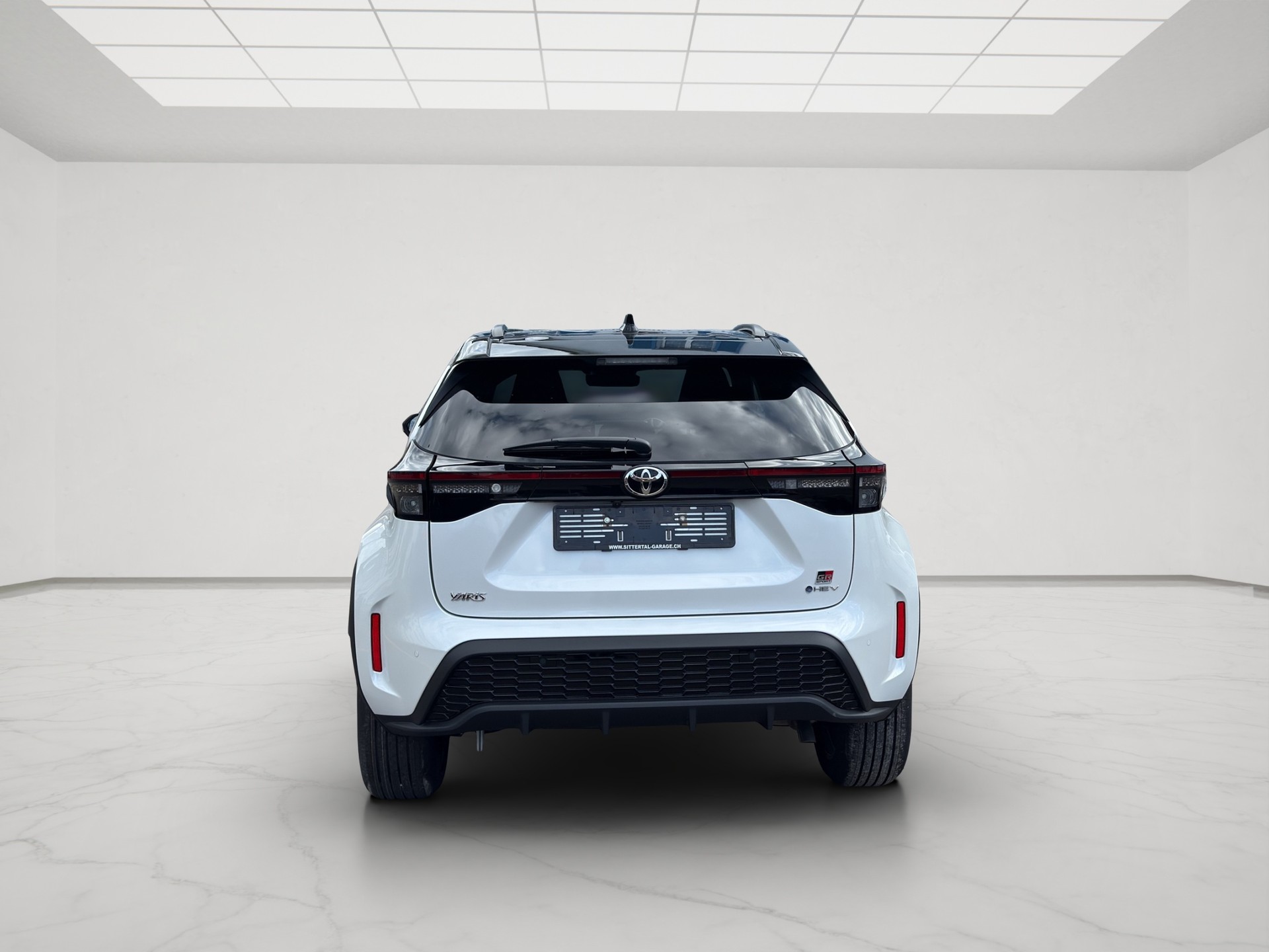 TOYOTA Yaris Cross 1.5 GR Sport e-CVT-image-5
