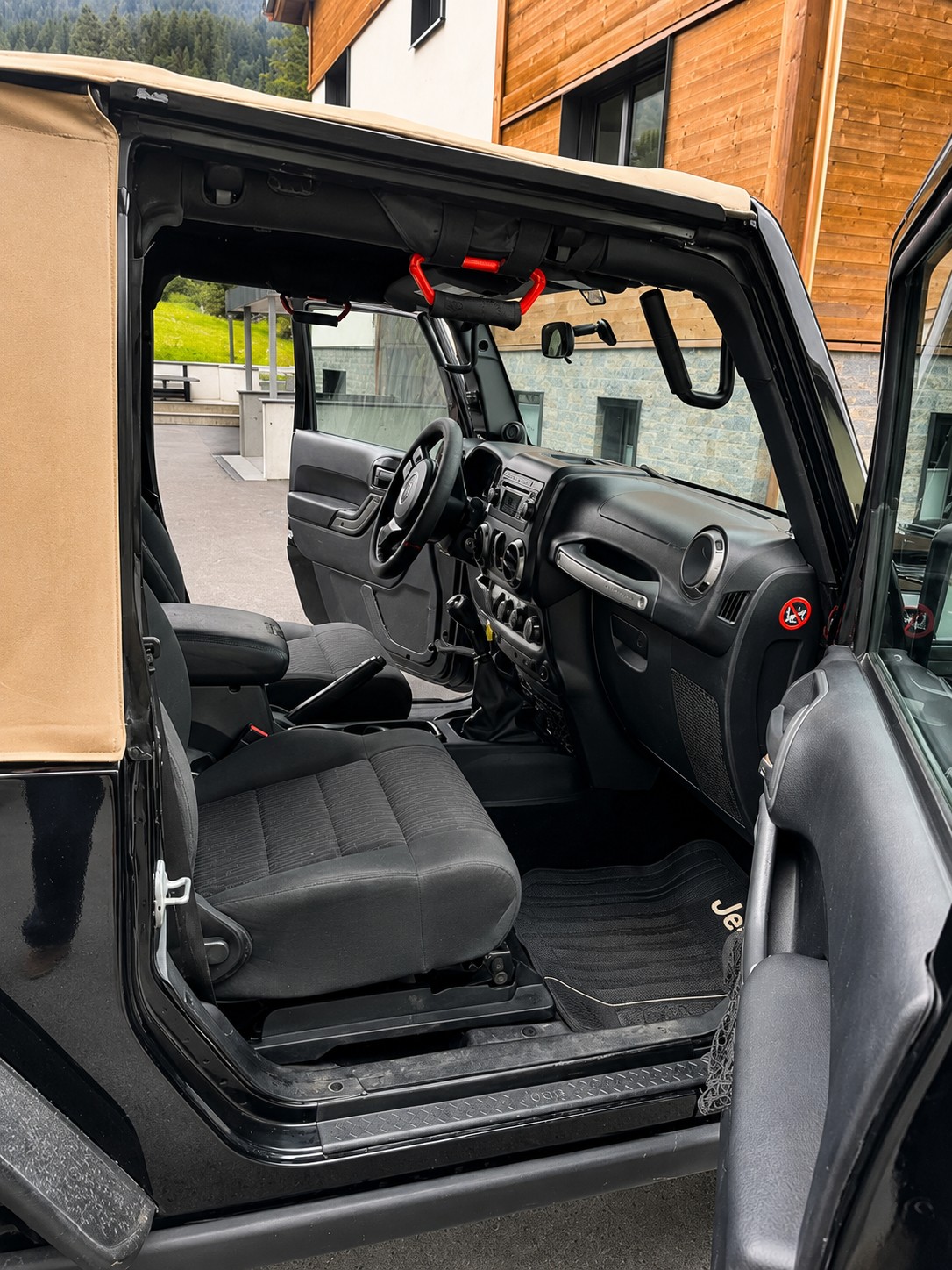JEEP Wrangler CRD-image-7