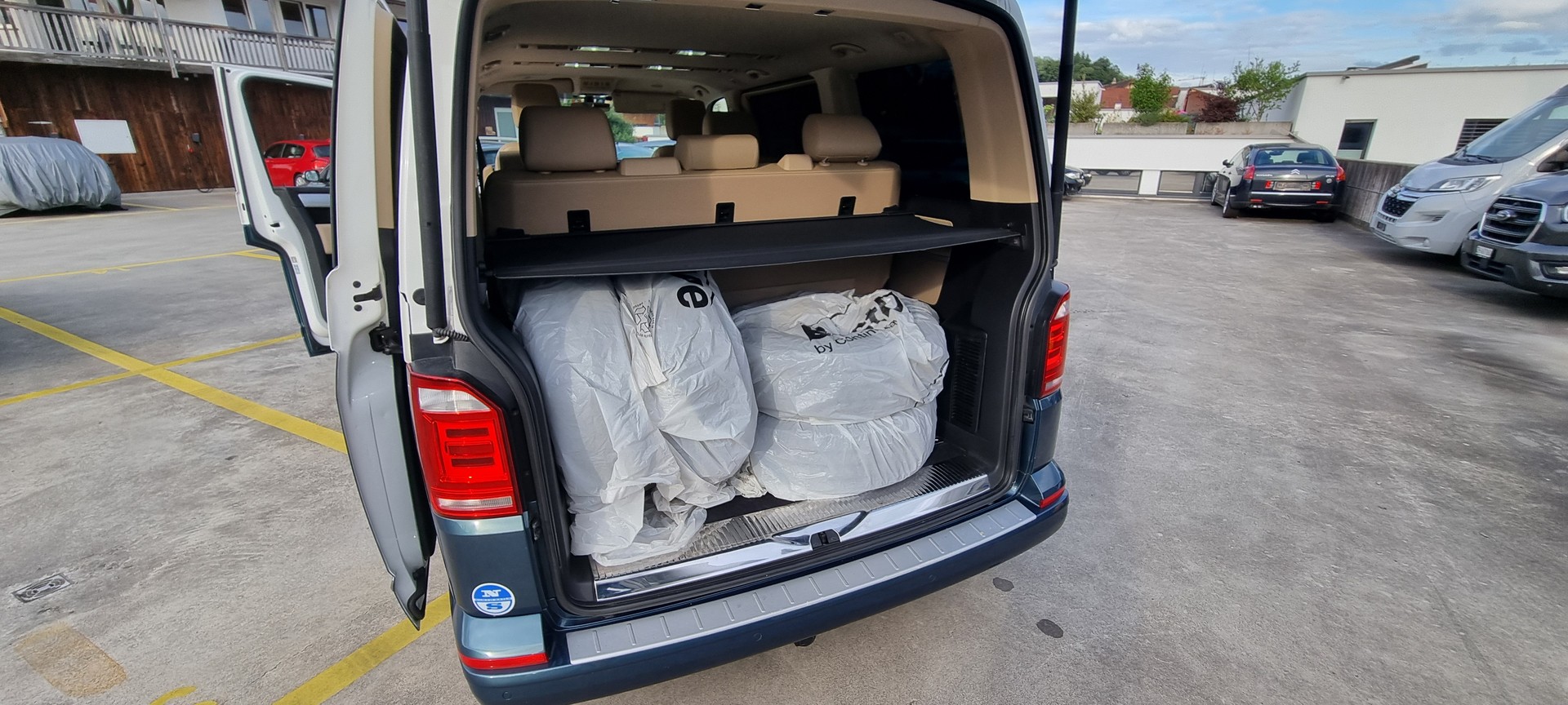 VW T6 Multivan Highline 4Motion-image-5
