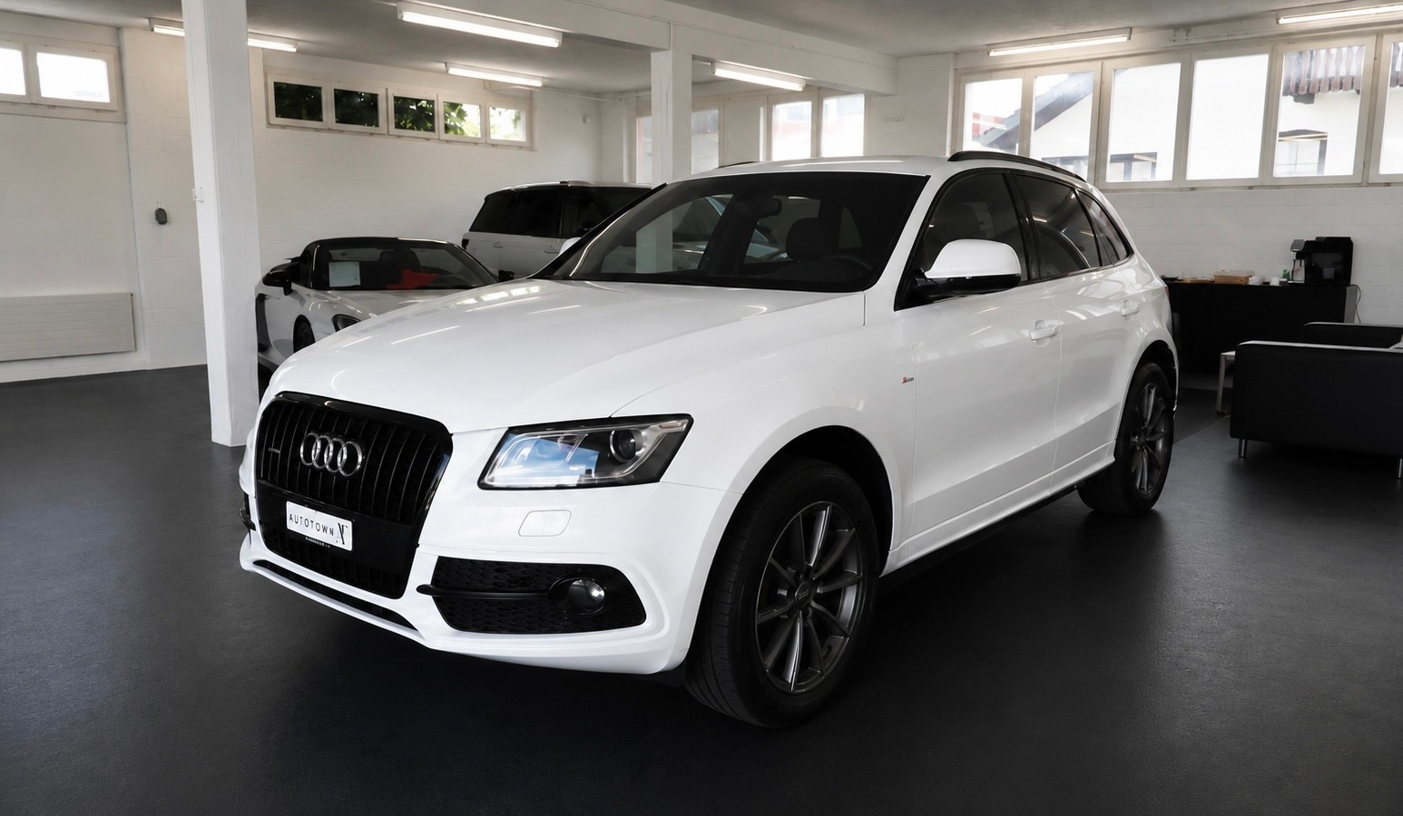 AUDI Q5 2.0 TDI quattro S-tronic