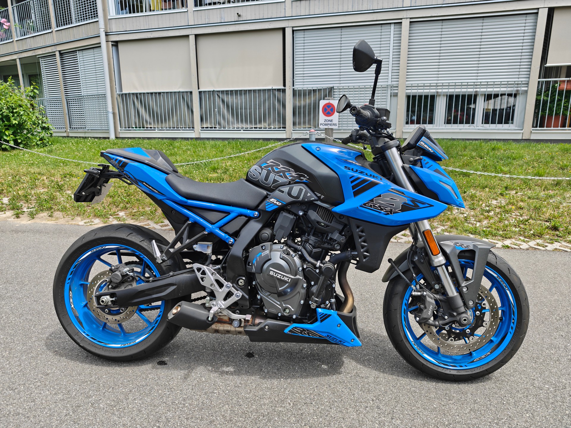 SUZUKI GSX 8 S EVO-image-0