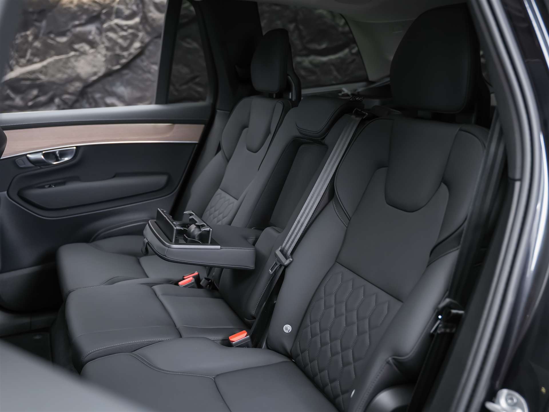 VOLVO XC90 2.0 B5 Plus Bright AWD *Facelift*7 Sitze*Panorama*-image-14
