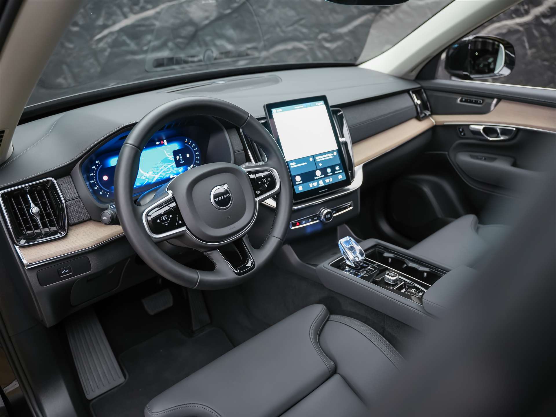 VOLVO XC90 2.0 B5 Plus Bright AWD *Facelift*7 Sitze*Panorama*-image-8