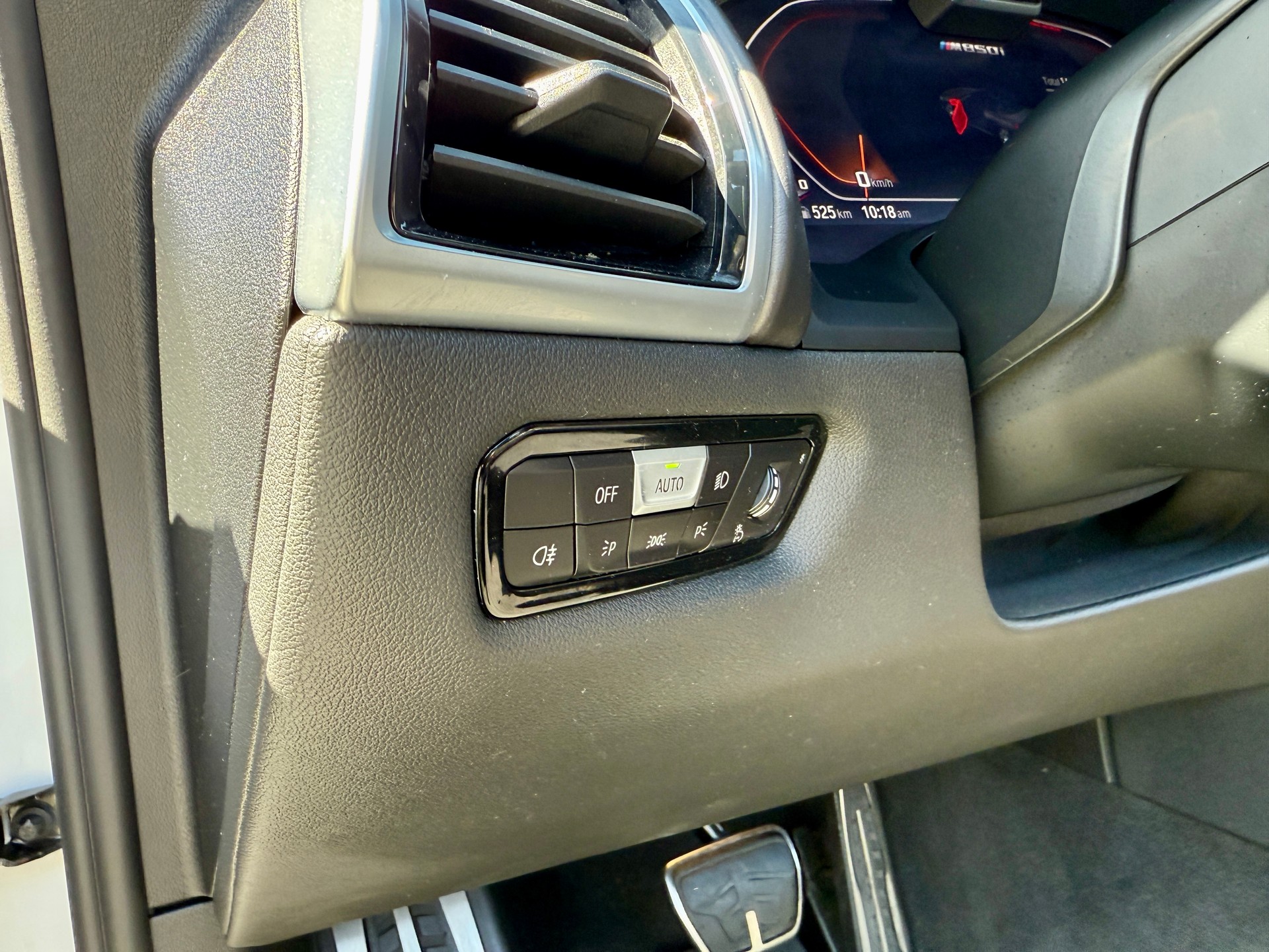 BMW M850i xDrive Steptronic-image-7