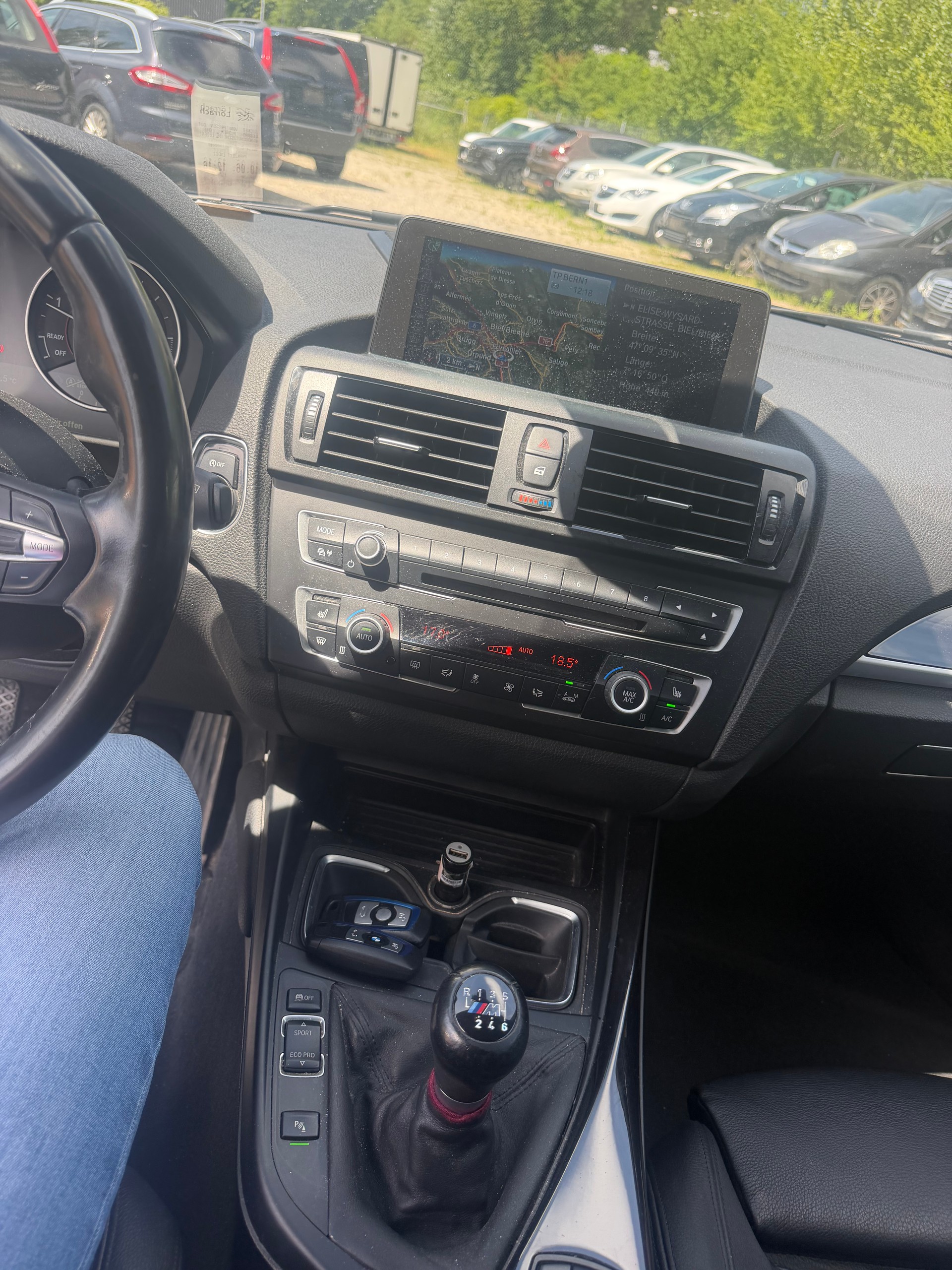 BMW 120d xDrive Sport Line-image-6