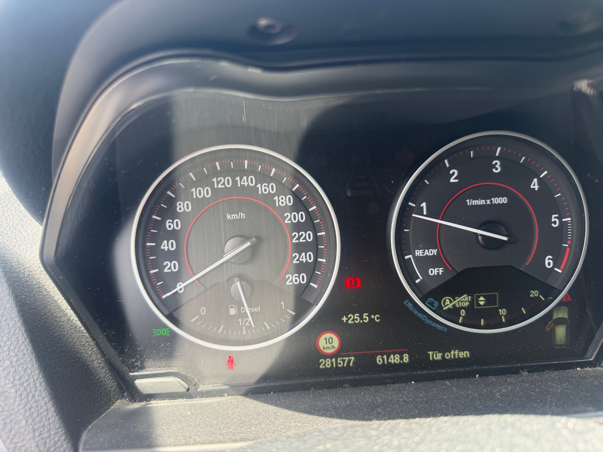 BMW 120d xDrive Sport Line-image-7