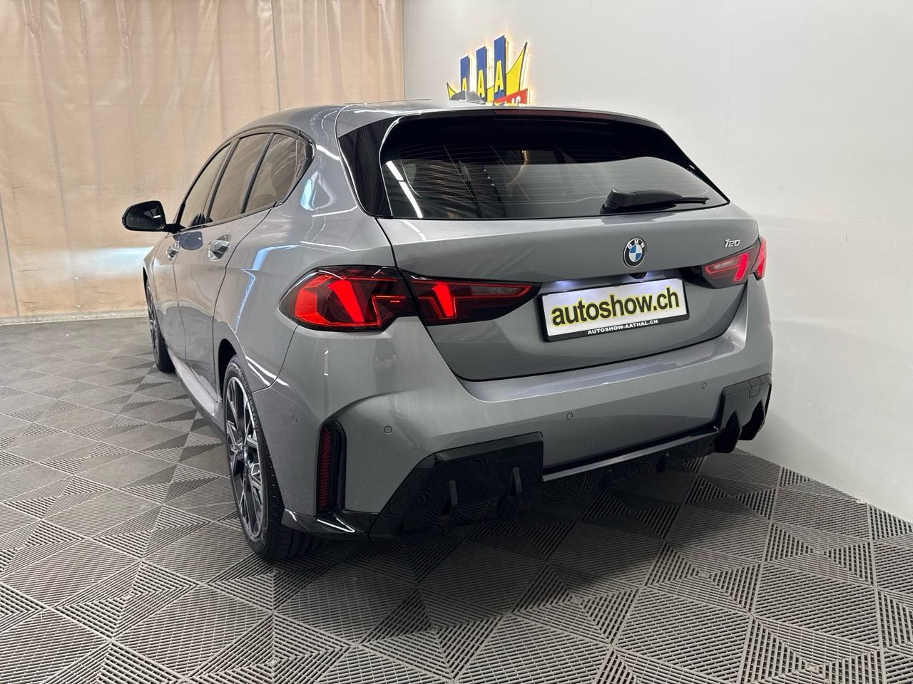 BMW 120 M Sport Steptronic-image-11