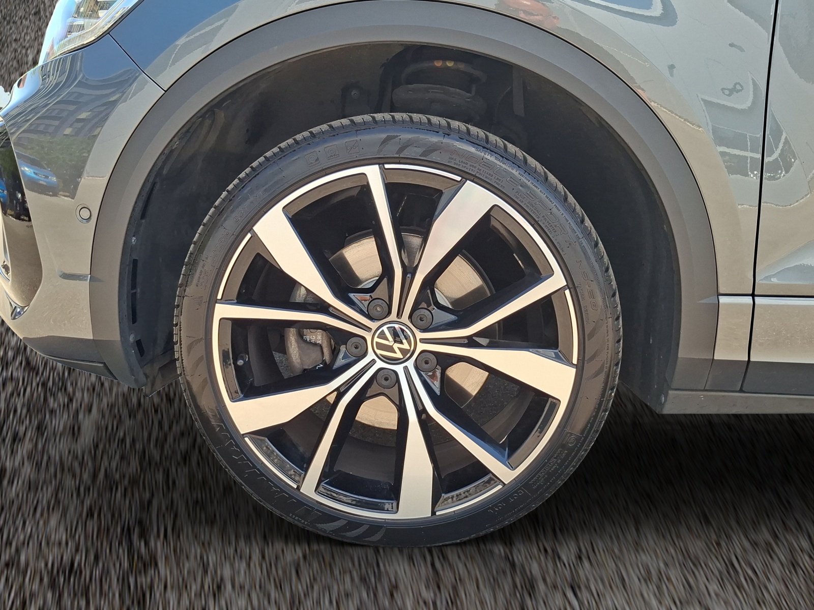 VW T-Roc 1.5 TSI EVO R-Line DSG-showroom-element-3