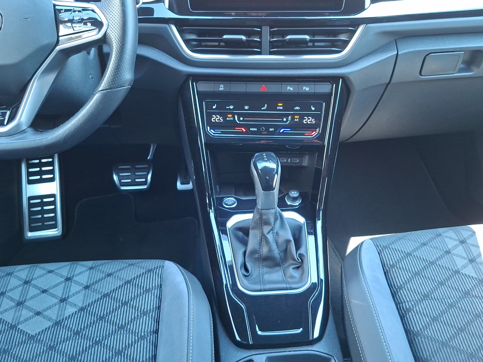 VW T-Roc 1.5 TSI EVO R-Line DSG-image-13