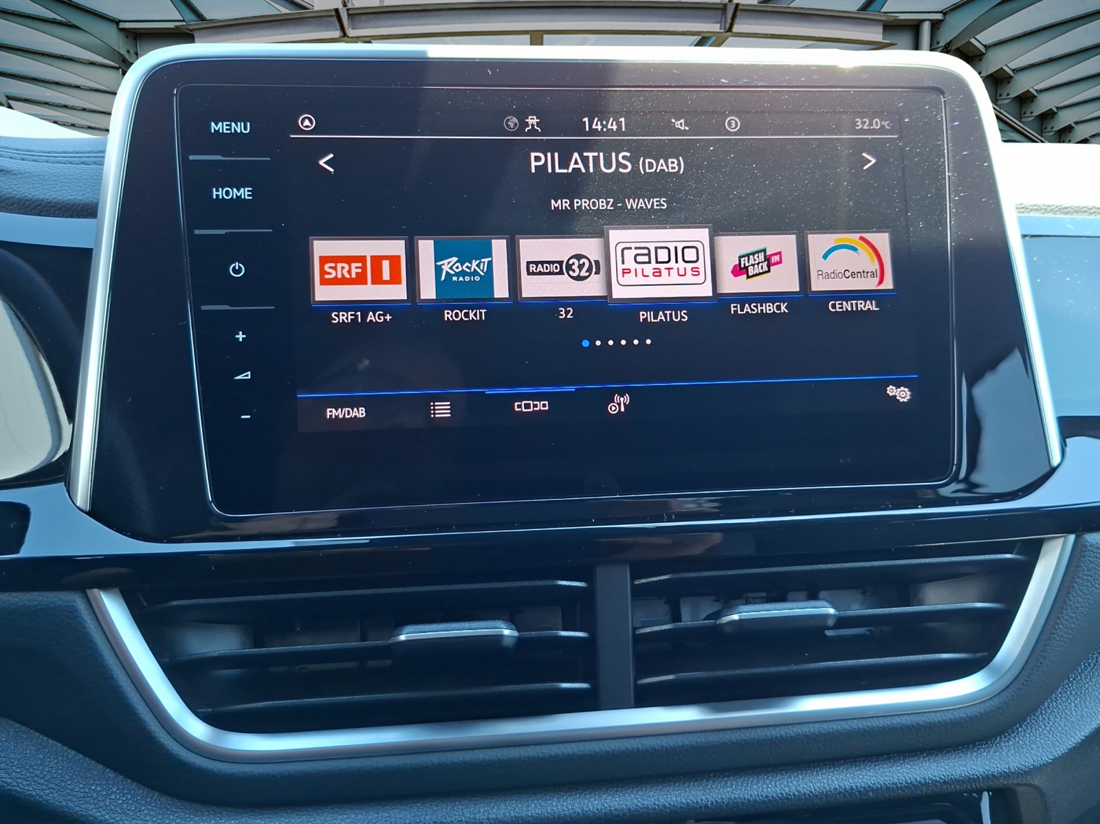 VW T-Roc 1.5 TSI EVO R-Line DSG-image-17