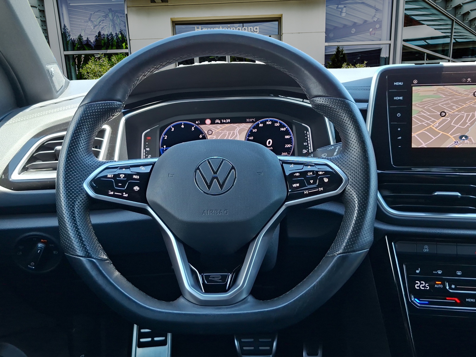 VW T-Roc 1.5 TSI EVO R-Line DSG-image-11