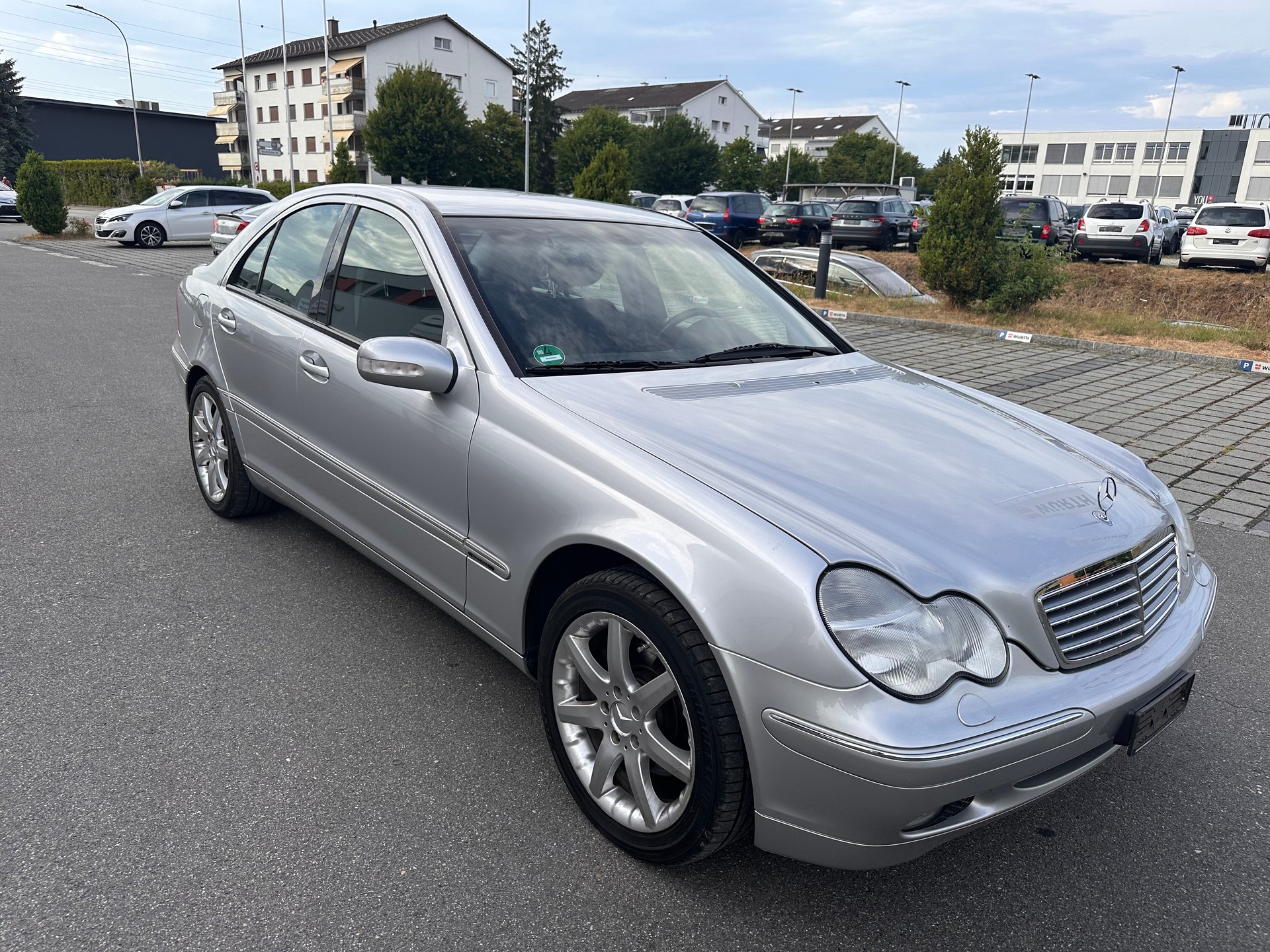 MERCEDES-BENZ C 240 Elégance-image-2