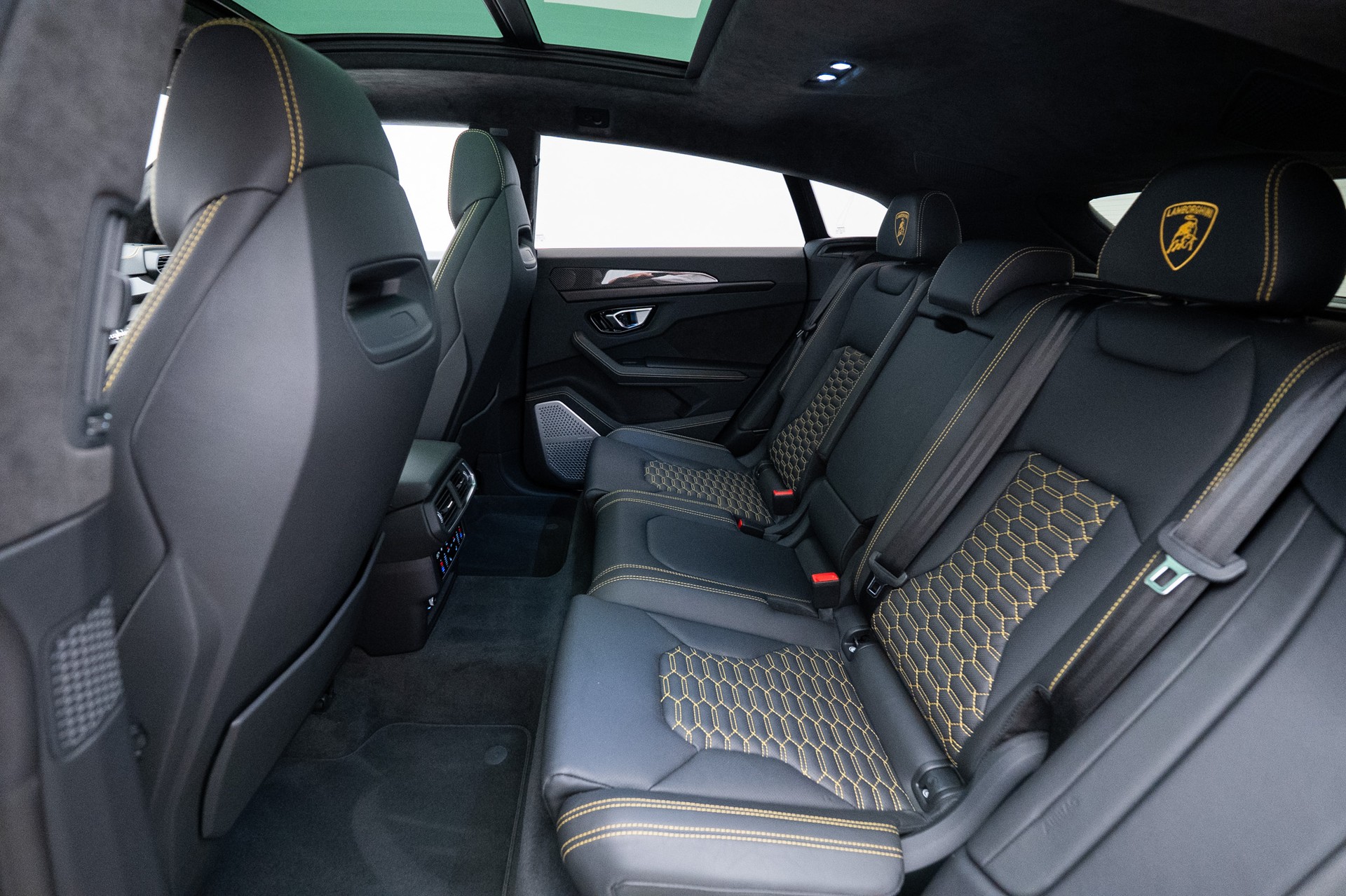LAMBORGHINI Urus E-Gear HIrsch Performance-image-14