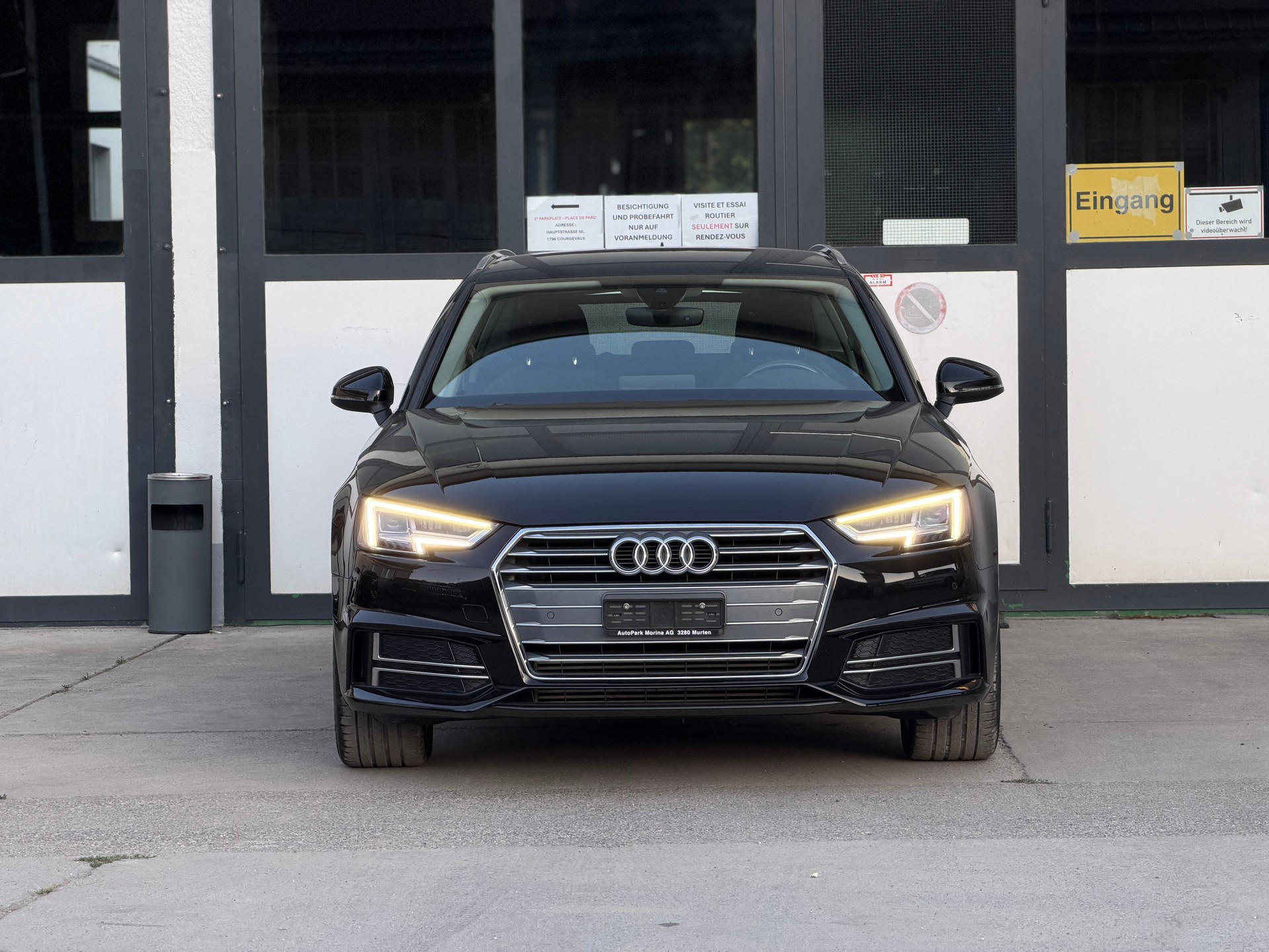 AUDI A4 Avant 2.0 TFSI Sport S-tronic-showroom-element-2