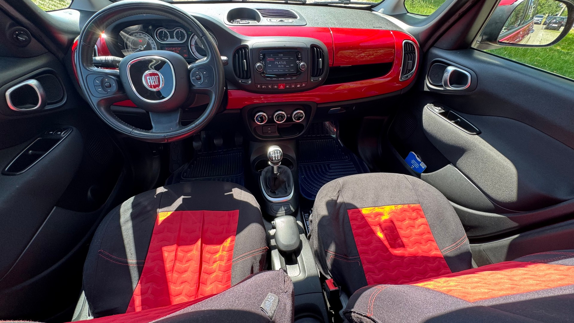 FIAT 500L 1.6 JTD Pop Star-image-8