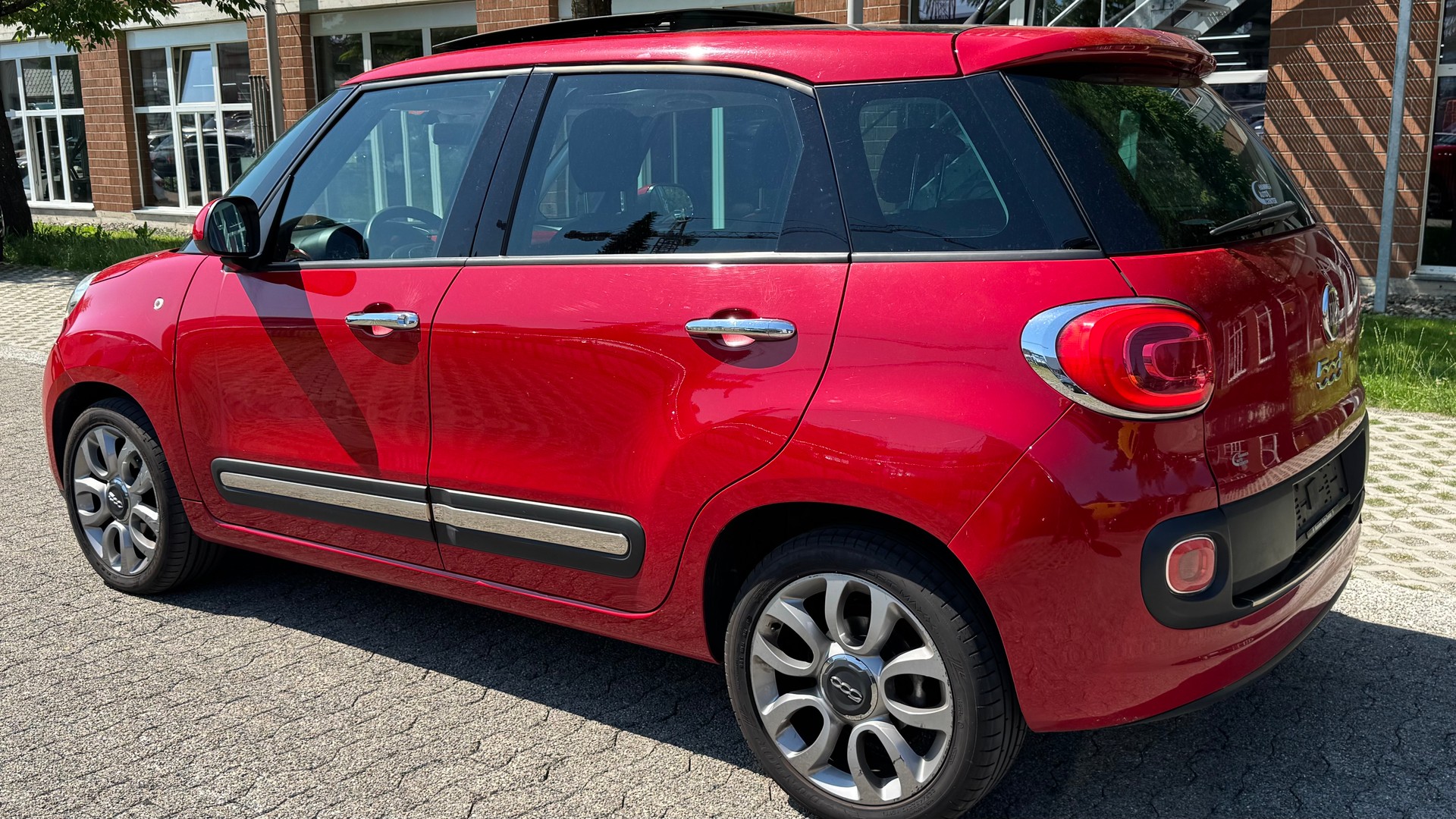 FIAT 500L 1.6 JTD Pop Star-image-4