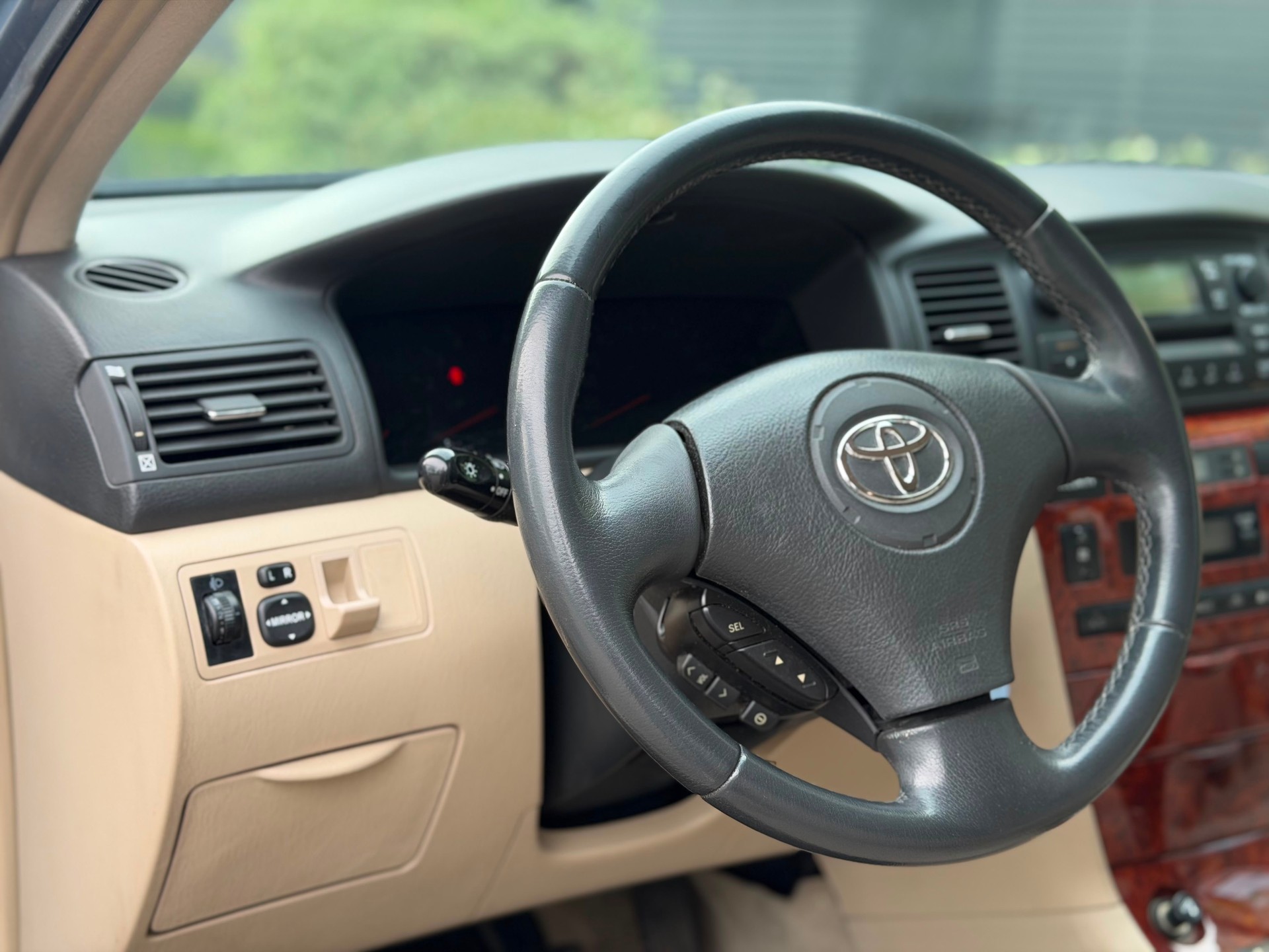TOYOTA Corolla 1.6 Linea Sol-image-7
