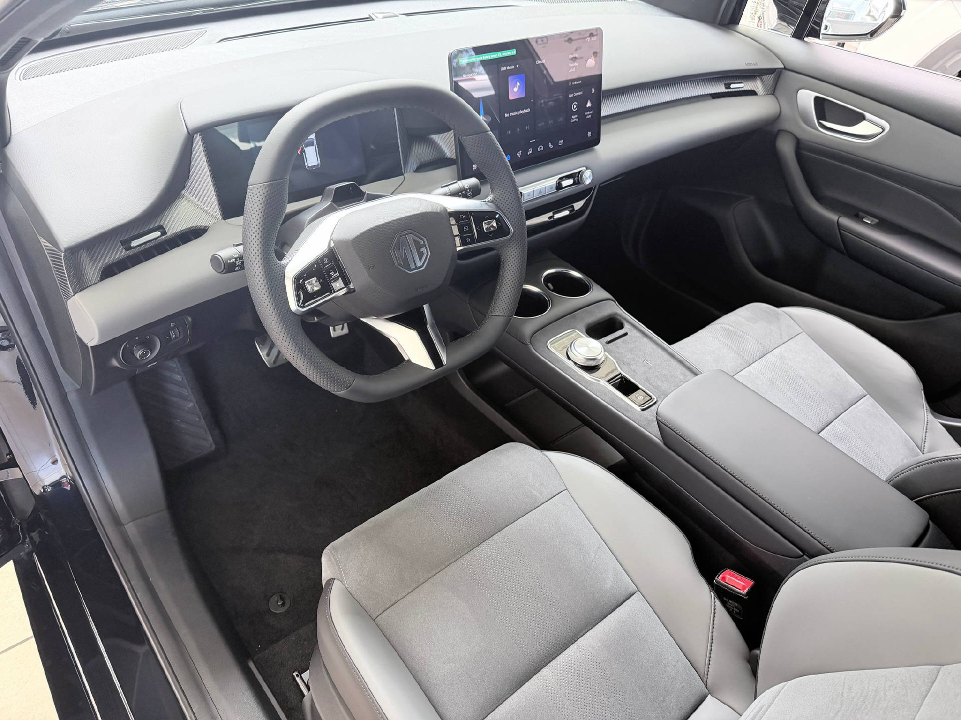 MG 4 64 kWh Xpower 4WD-image-8