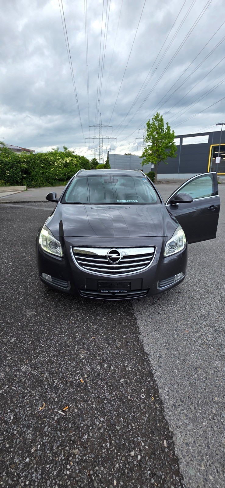 OPEL Insignia ST 2.0 Turbo Sport 4WD Aut. neue Steuerkette, Neue Bremsbeläge, Tempomat, Automat, 4x4, Frisch ab MFK