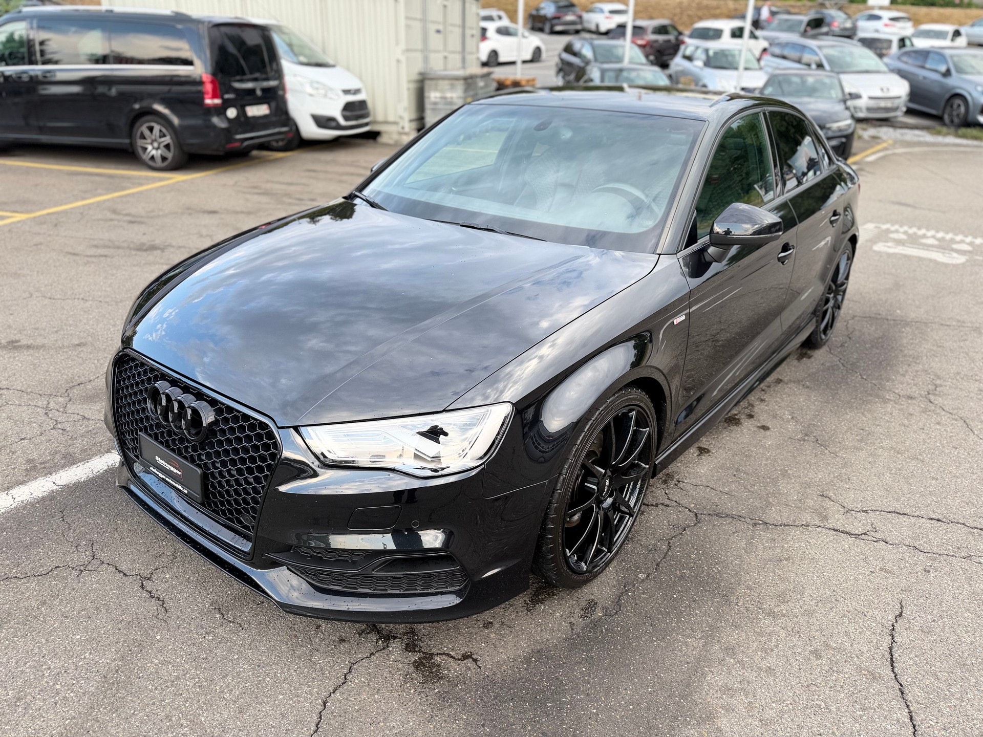 AUDI A3 Limousine 1.8 TFSI Ambition quattro S-tronic-image-4