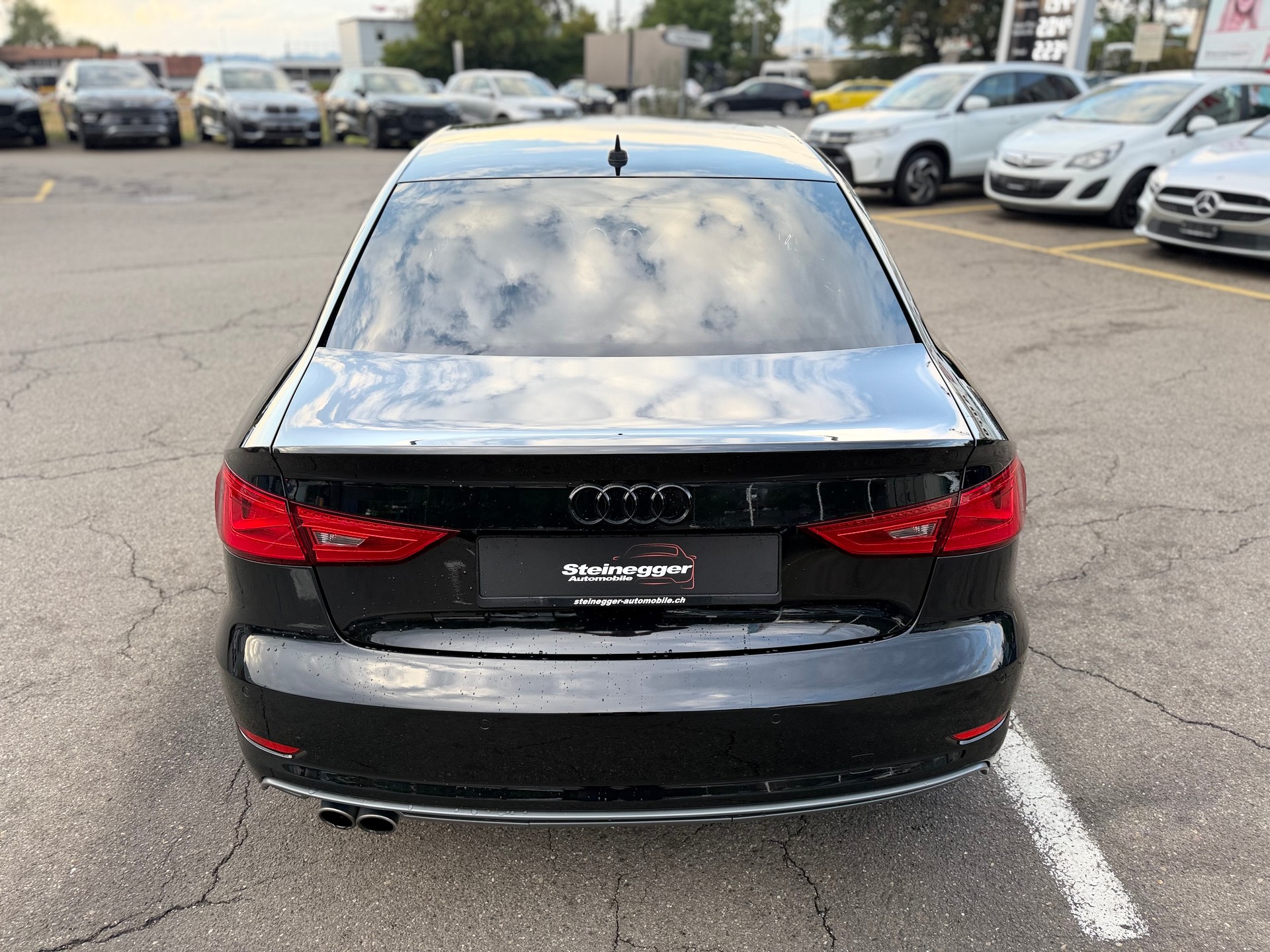 AUDI A3 Limousine 1.8 TFSI Ambition quattro S-tronic-image-8