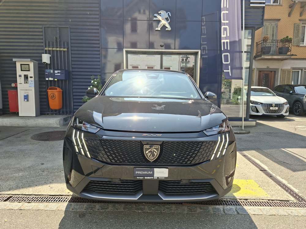 PEUGEOT 3008 e-Allure-showroom-element-1