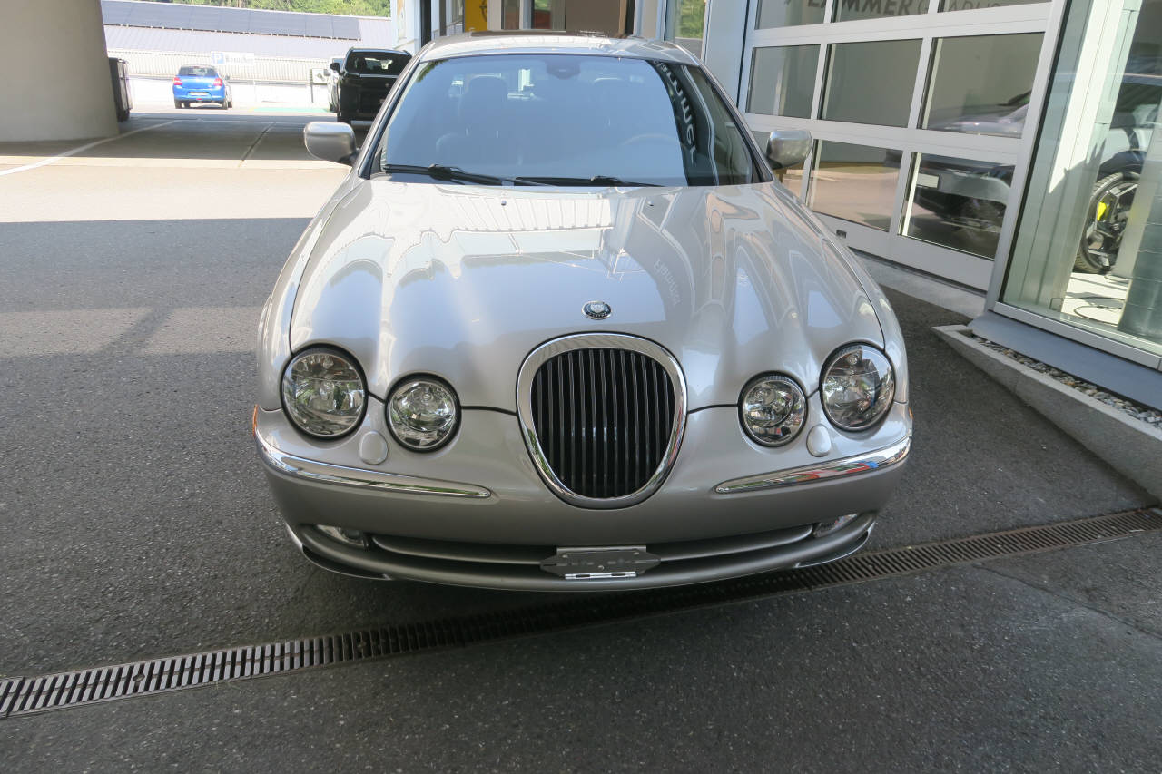 JAGUAR S-TYPE 4.0 V8